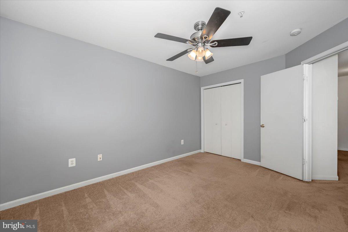WELLINGTON TRACE - Residential