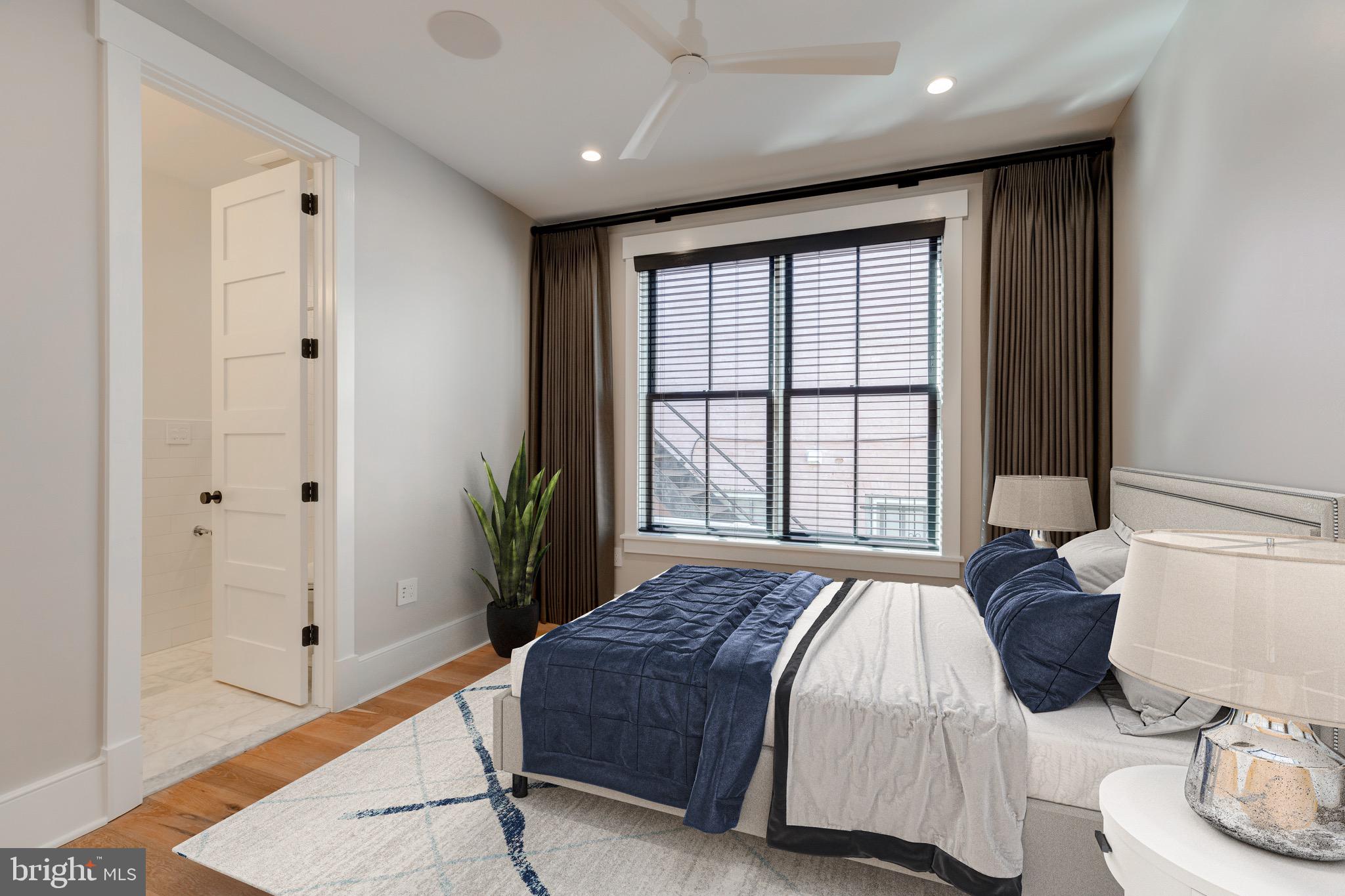 CAPITOL HILL - Residential