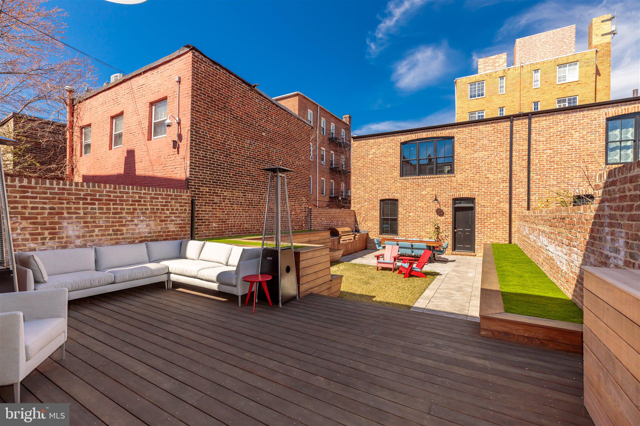 CAPITOL HILL - Residential