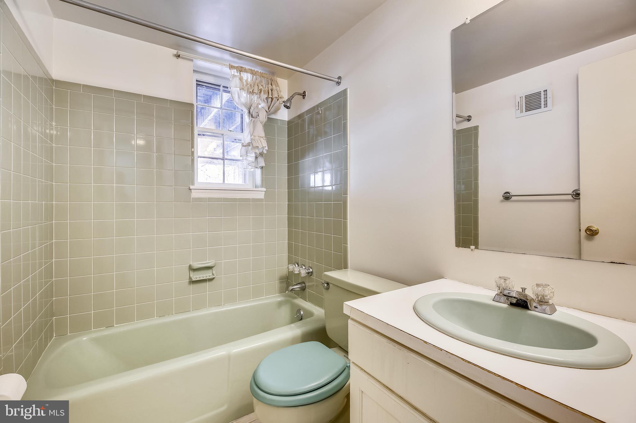 GLEN MILL VILLAGE - Residential