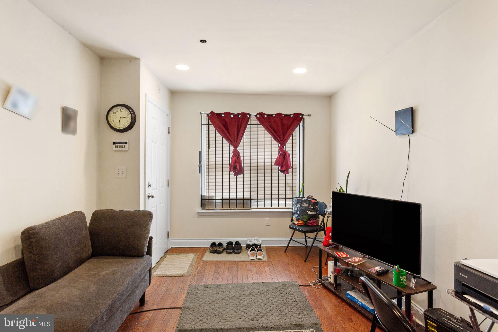 TEMPLE UNIVERSITY - Residential Income