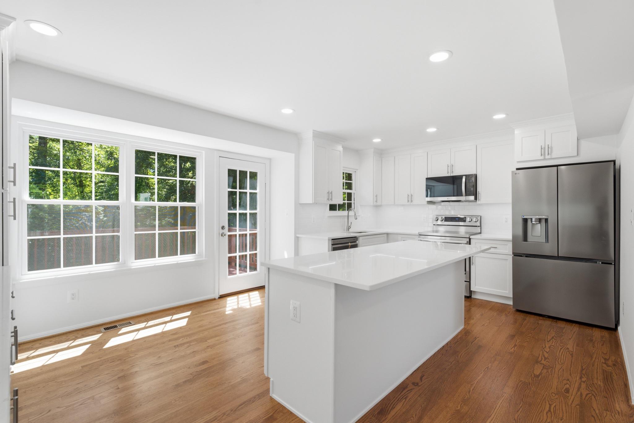WOODSTONE - Residential