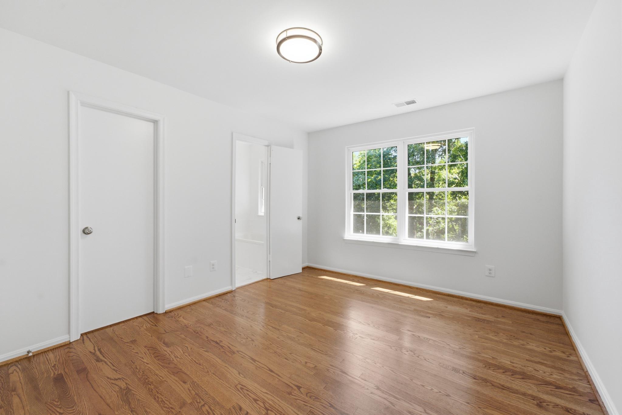 WOODSTONE - Residential