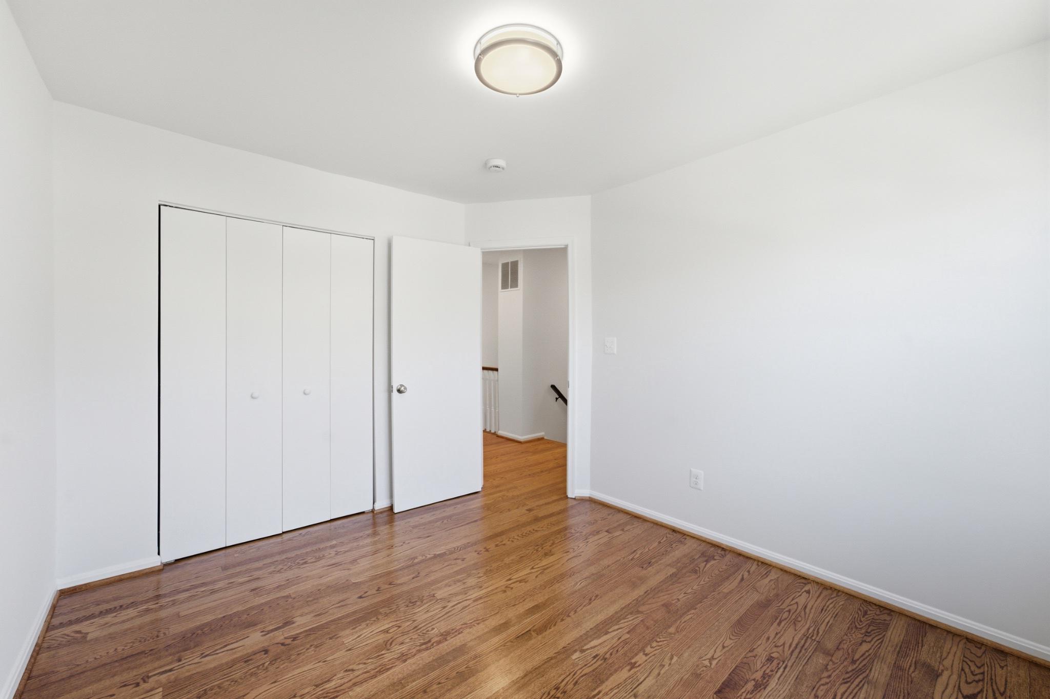 WOODSTONE - Residential