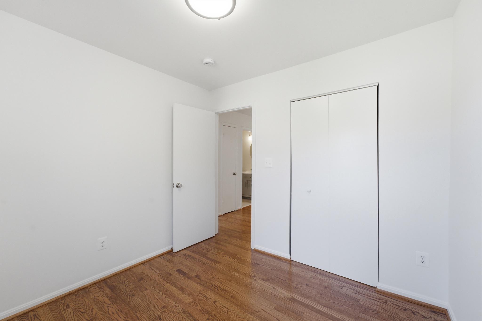 WOODSTONE - Residential