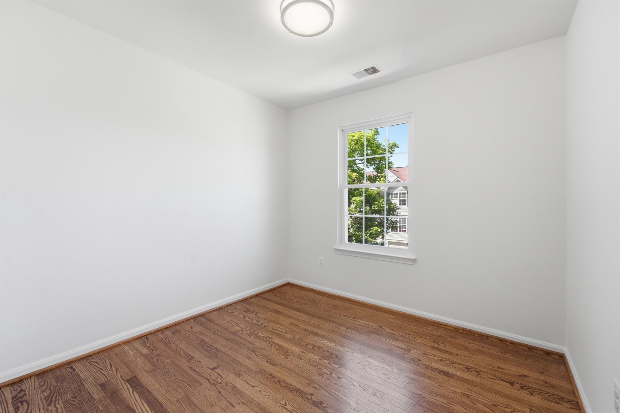WOODSTONE - Residential