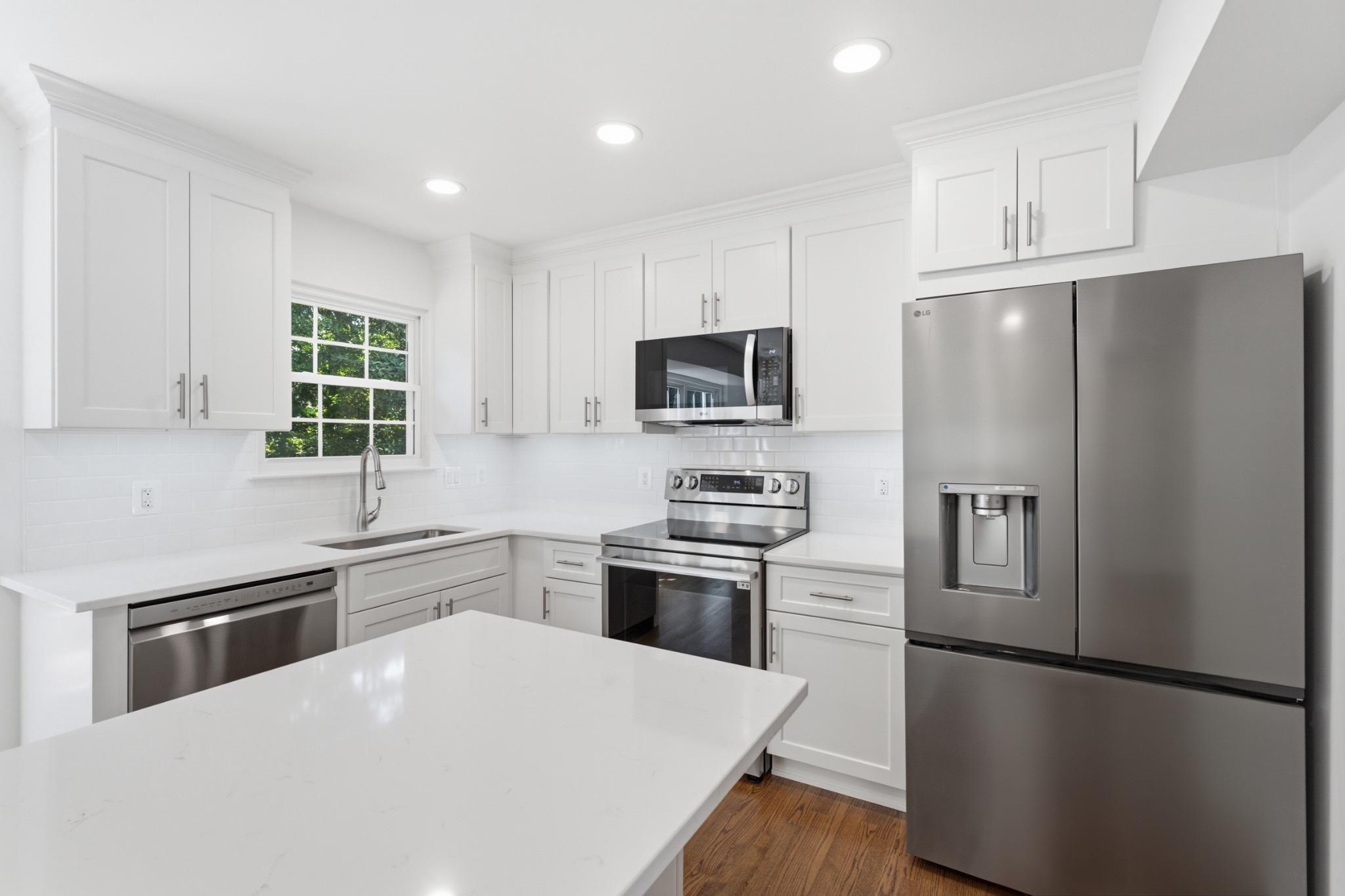 WOODSTONE - Residential