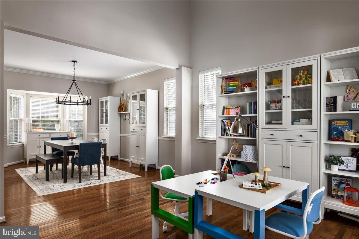 LOWES ISLAND/CASCADES - Residential
