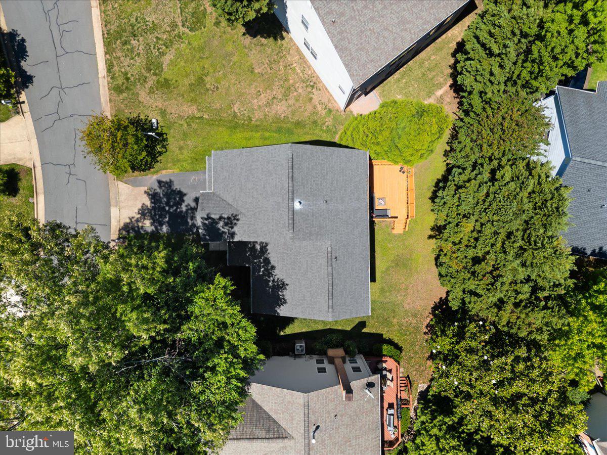 LOWES ISLAND/CASCADES - Residential