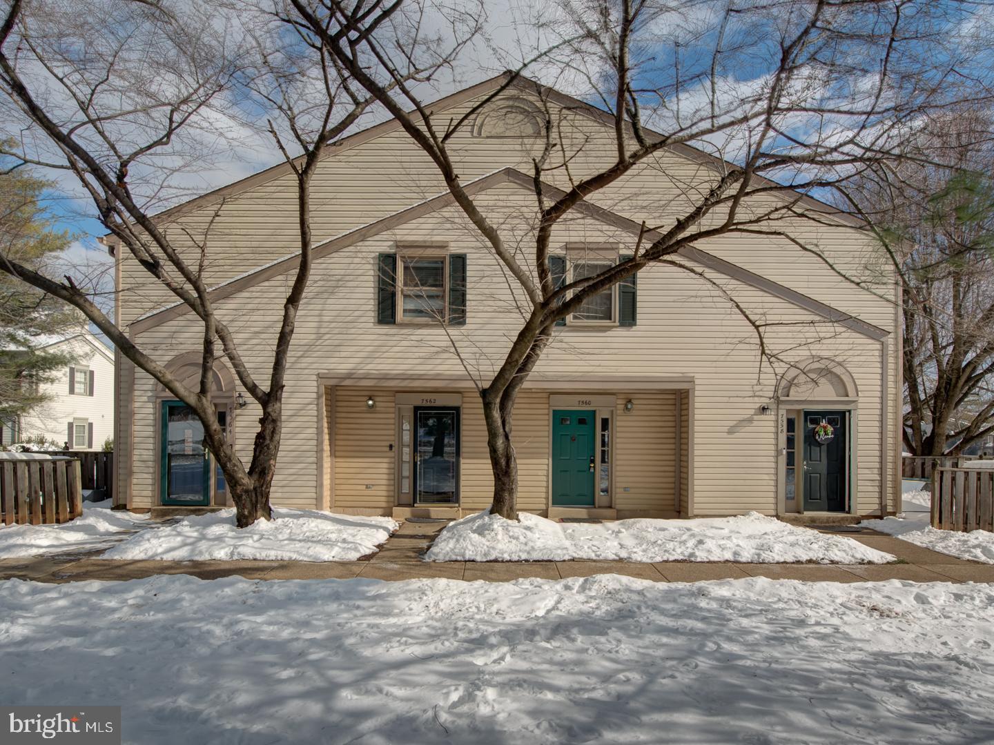 STONINGTON CONDOMINIUMS - Residential
