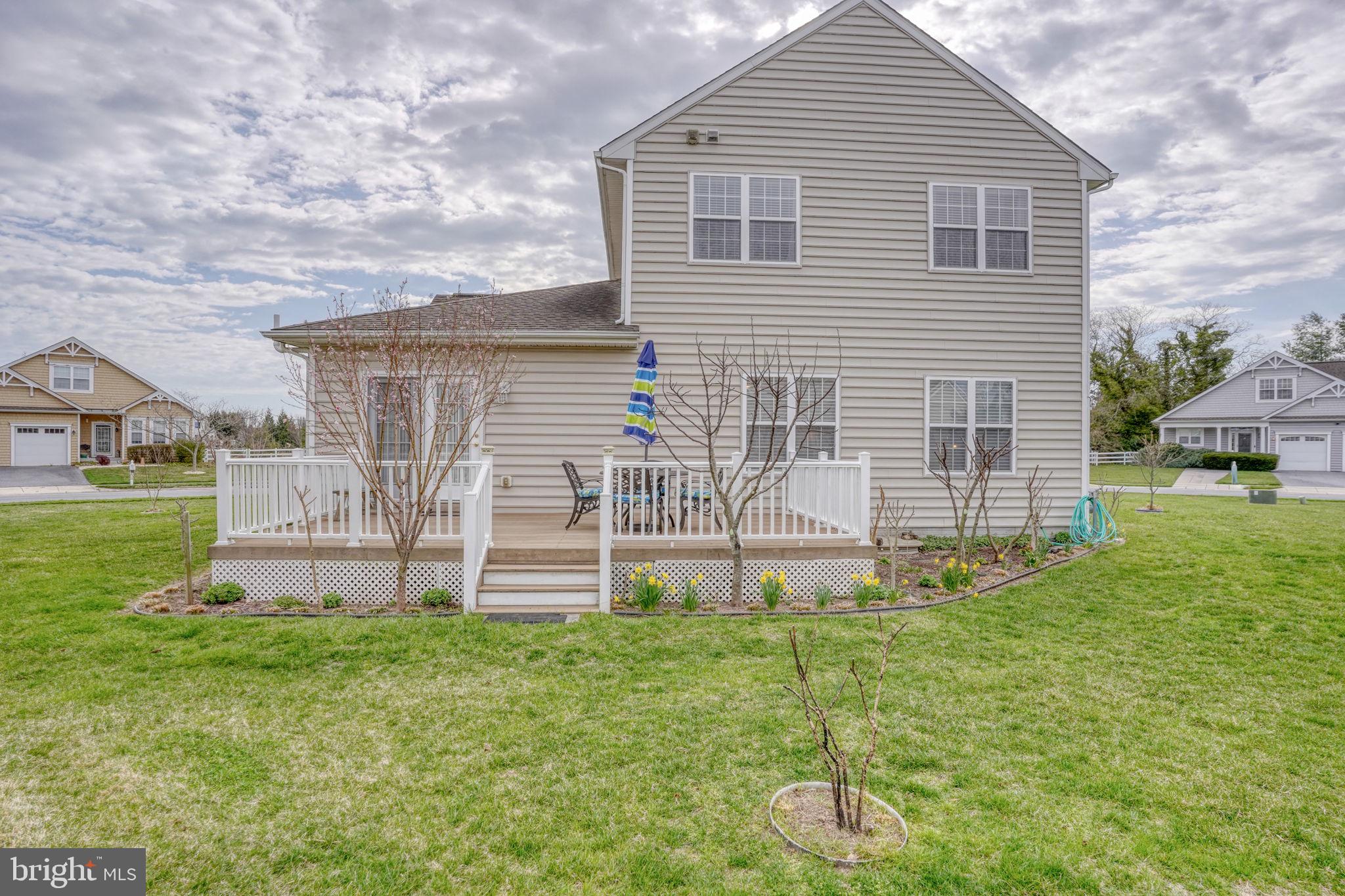 SUMMERCREST - Residential