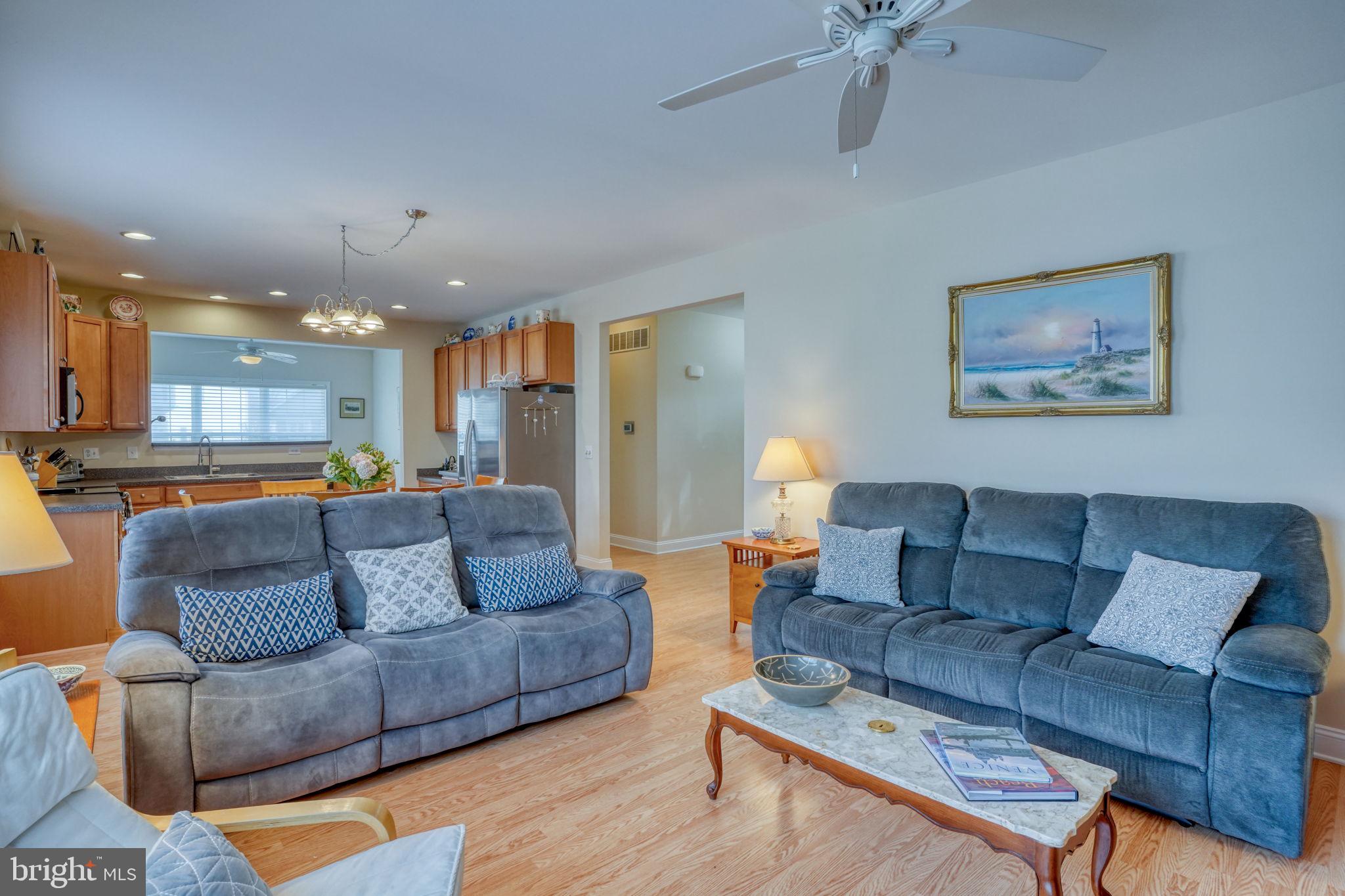 SUMMERCREST - Residential