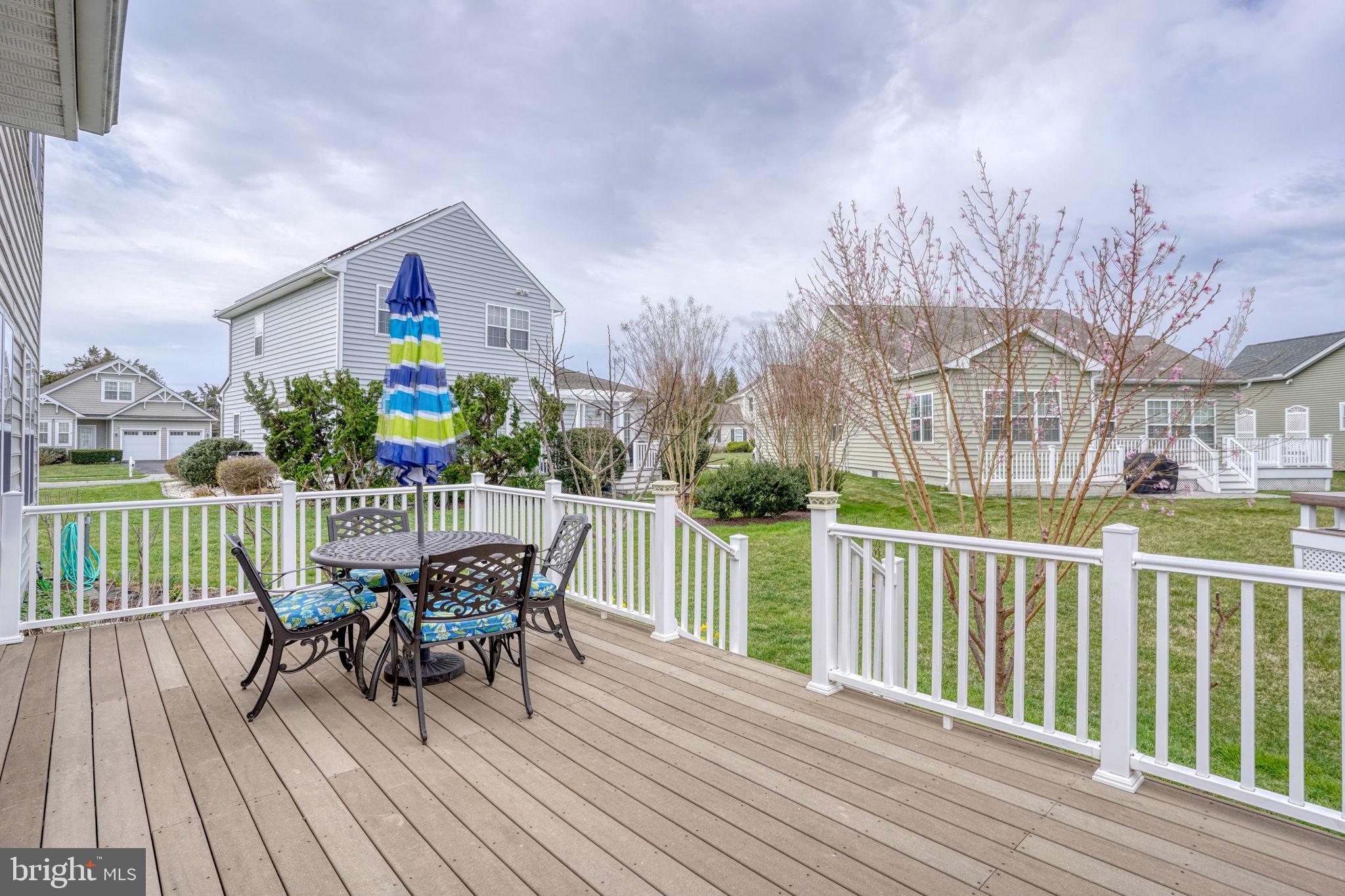 SUMMERCREST - Residential
