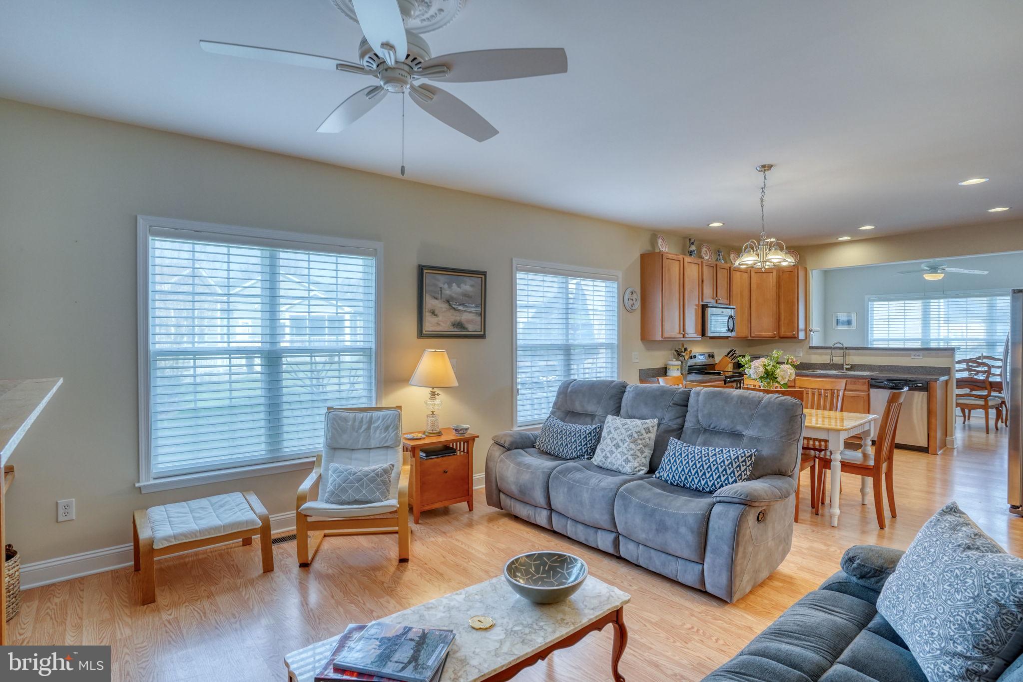 SUMMERCREST - Residential