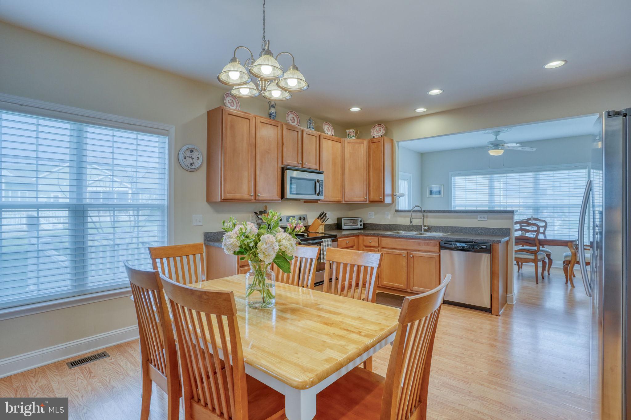 SUMMERCREST - Residential