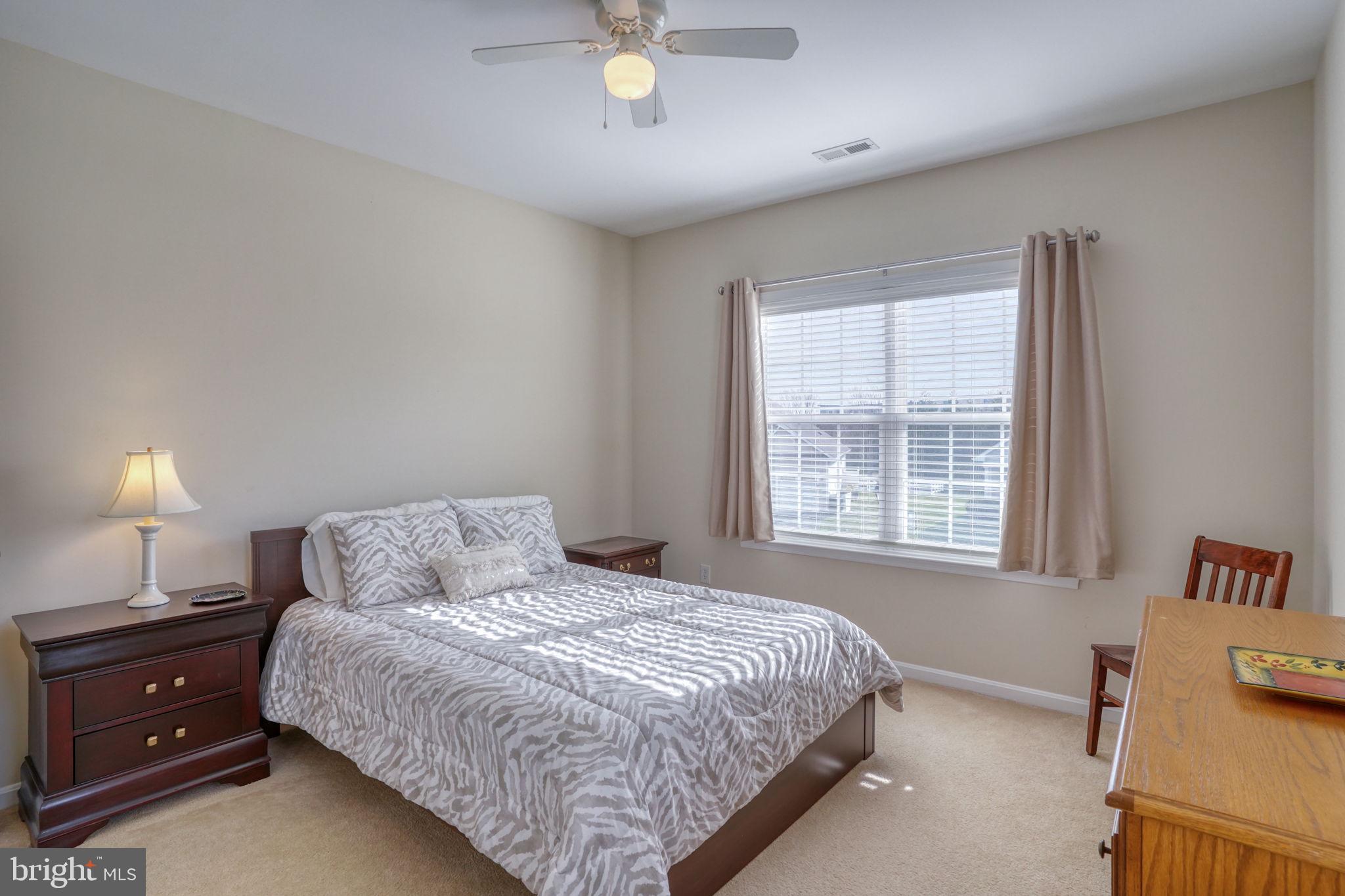 SUMMERCREST - Residential