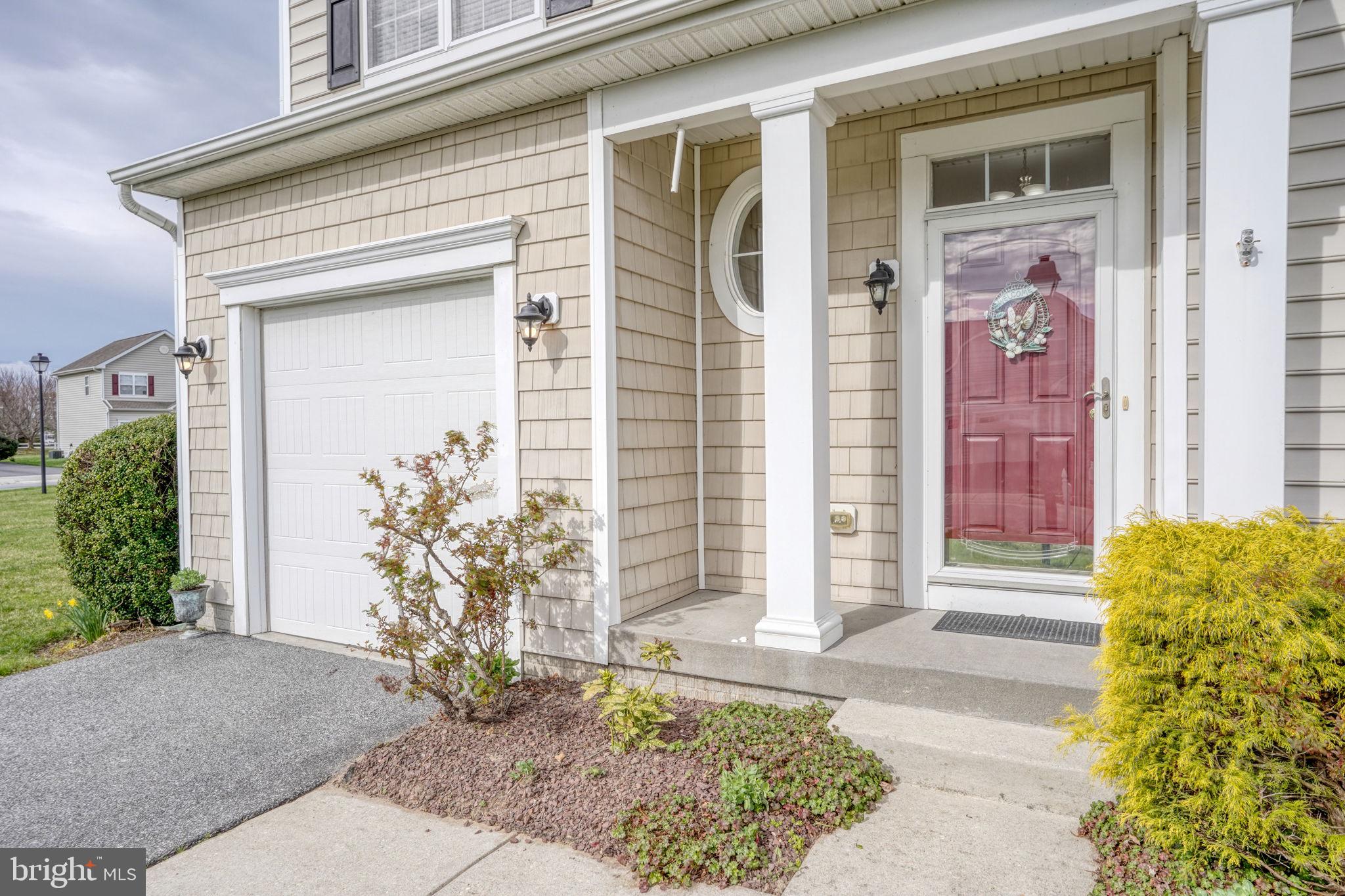 SUMMERCREST - Residential