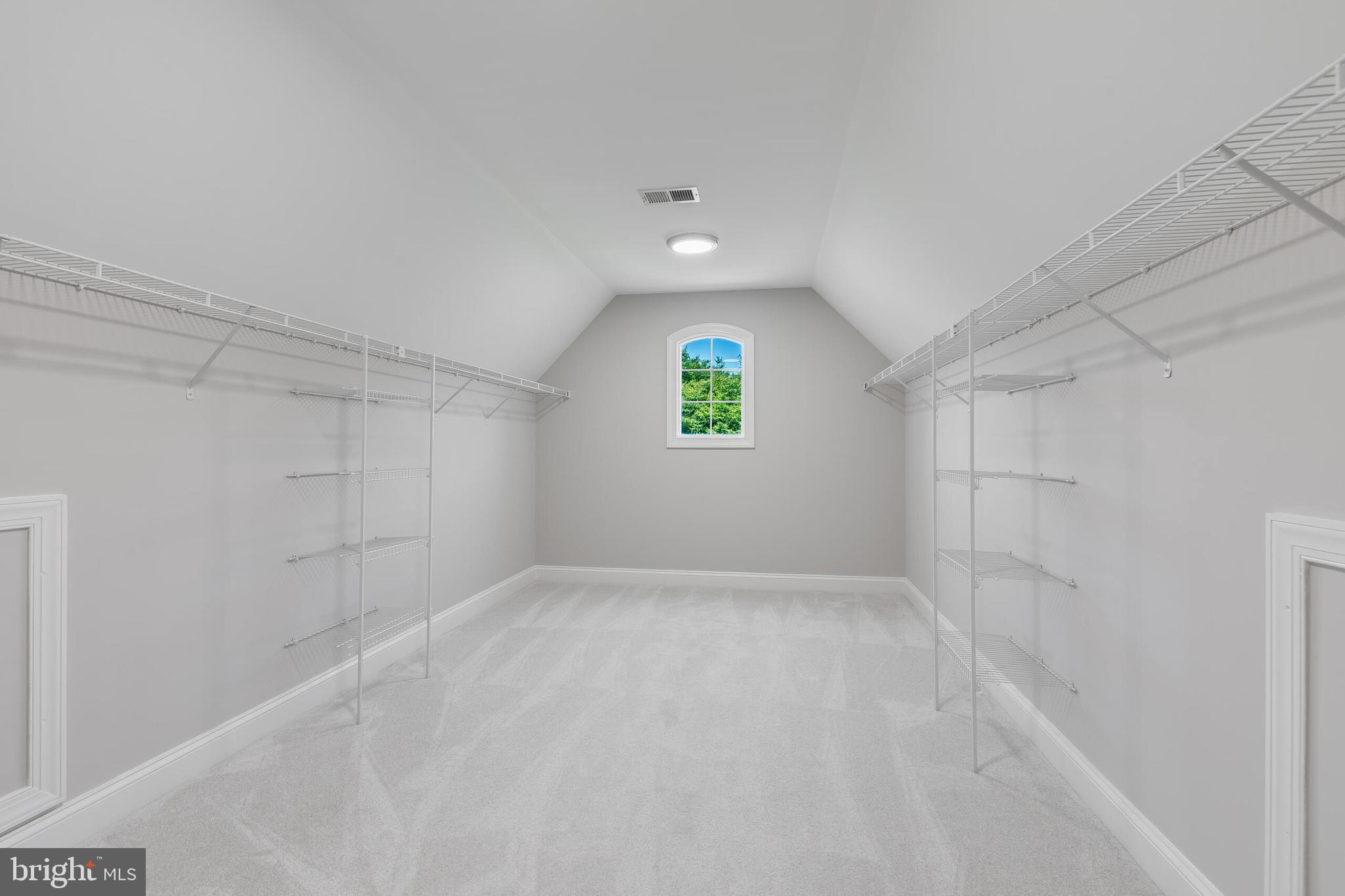 BROOKEFIELD - Residential
