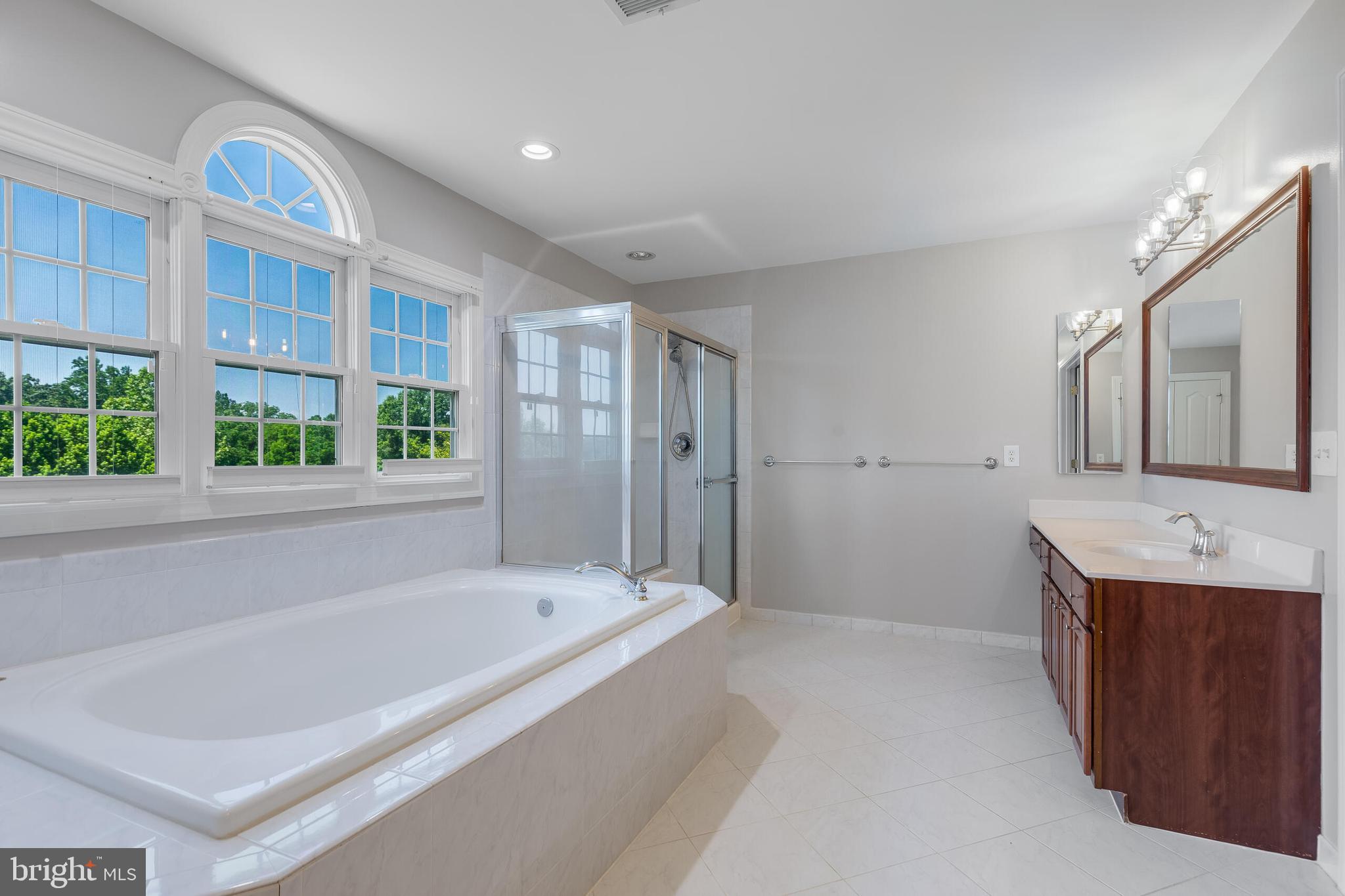 BROOKEFIELD - Residential
