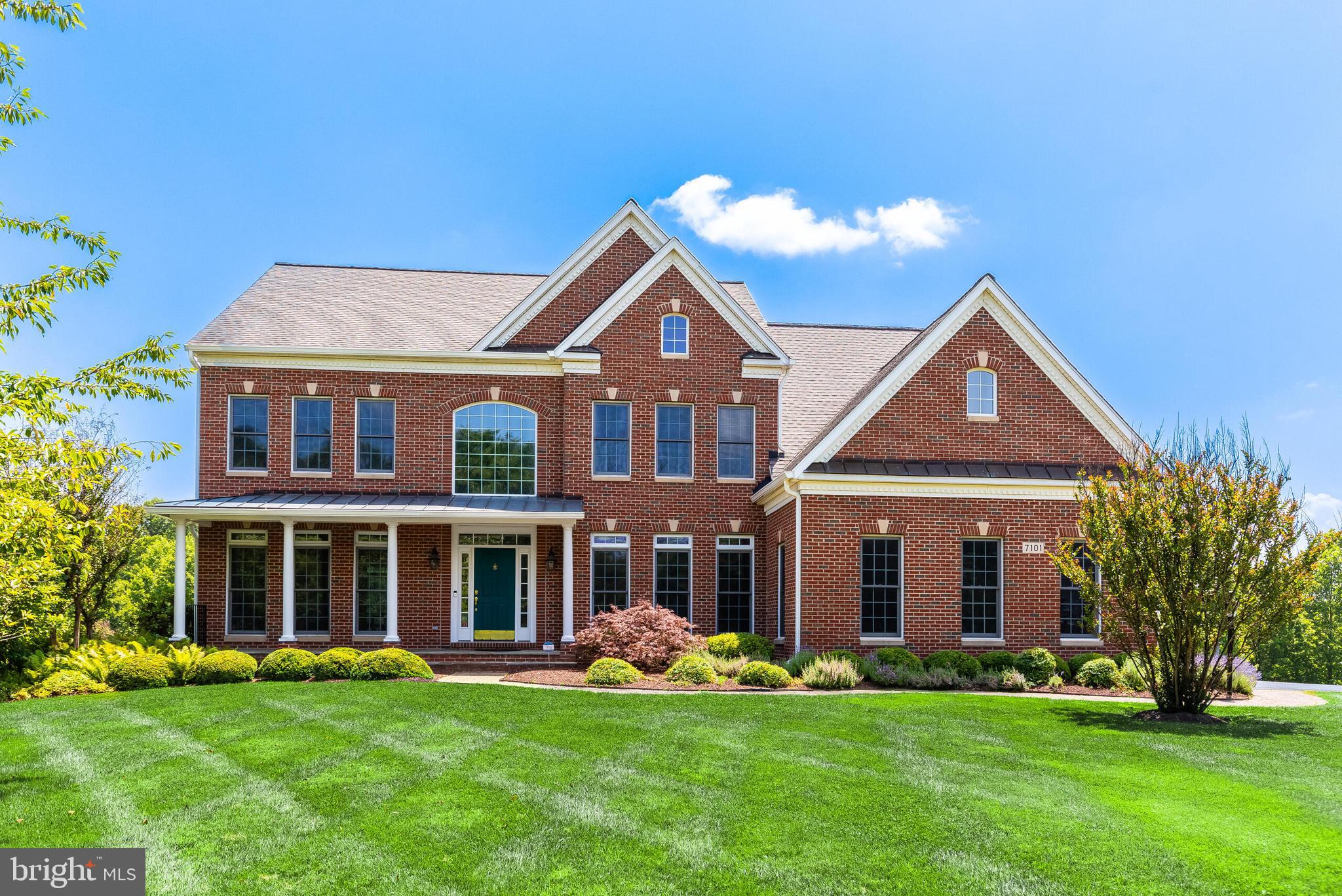 BROOKEFIELD - Residential
