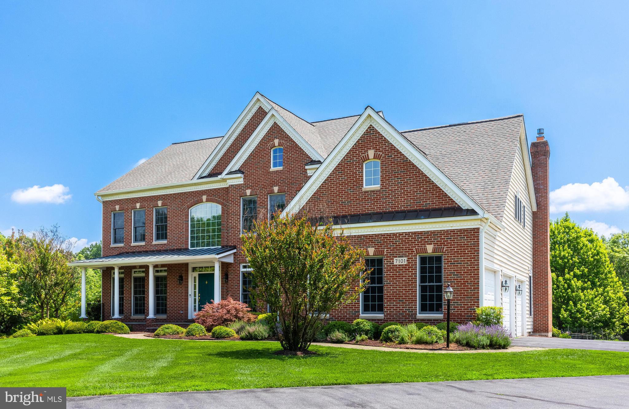 BROOKEFIELD - Residential