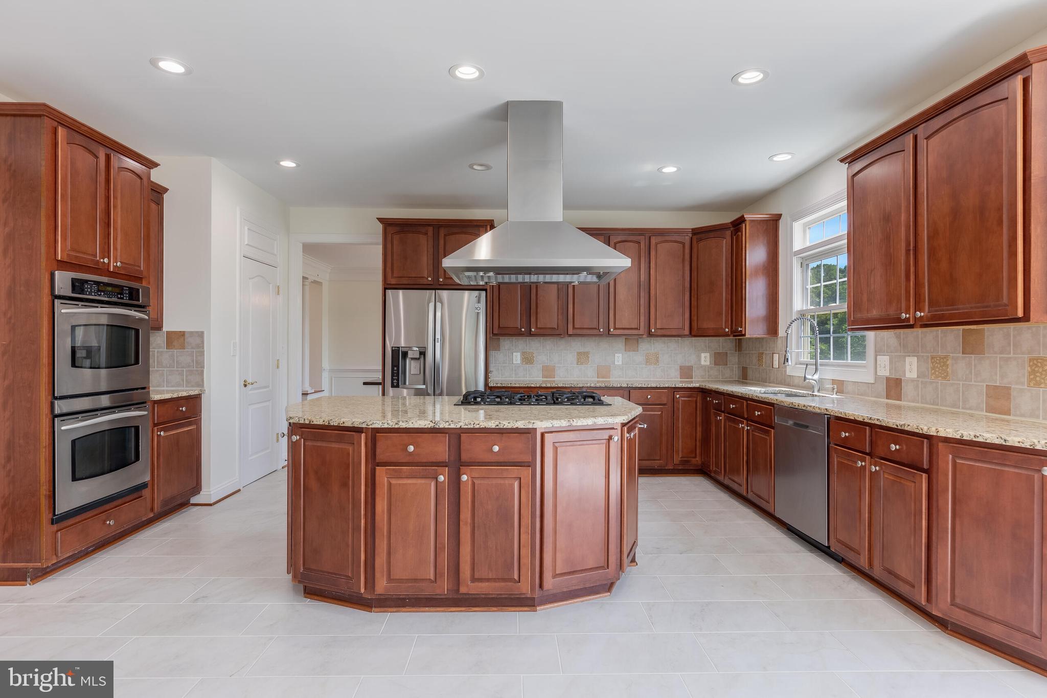 BROOKEFIELD - Residential