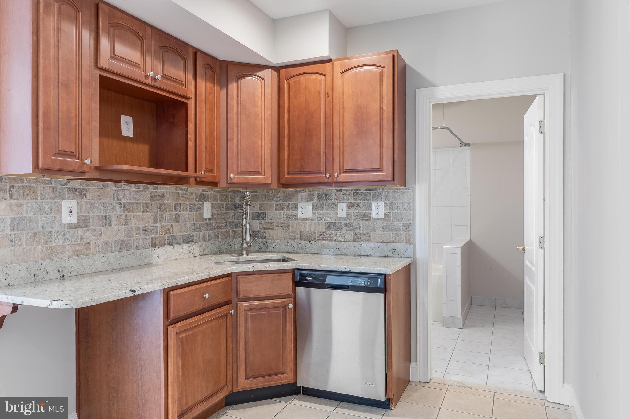 BROOKEFIELD - Residential