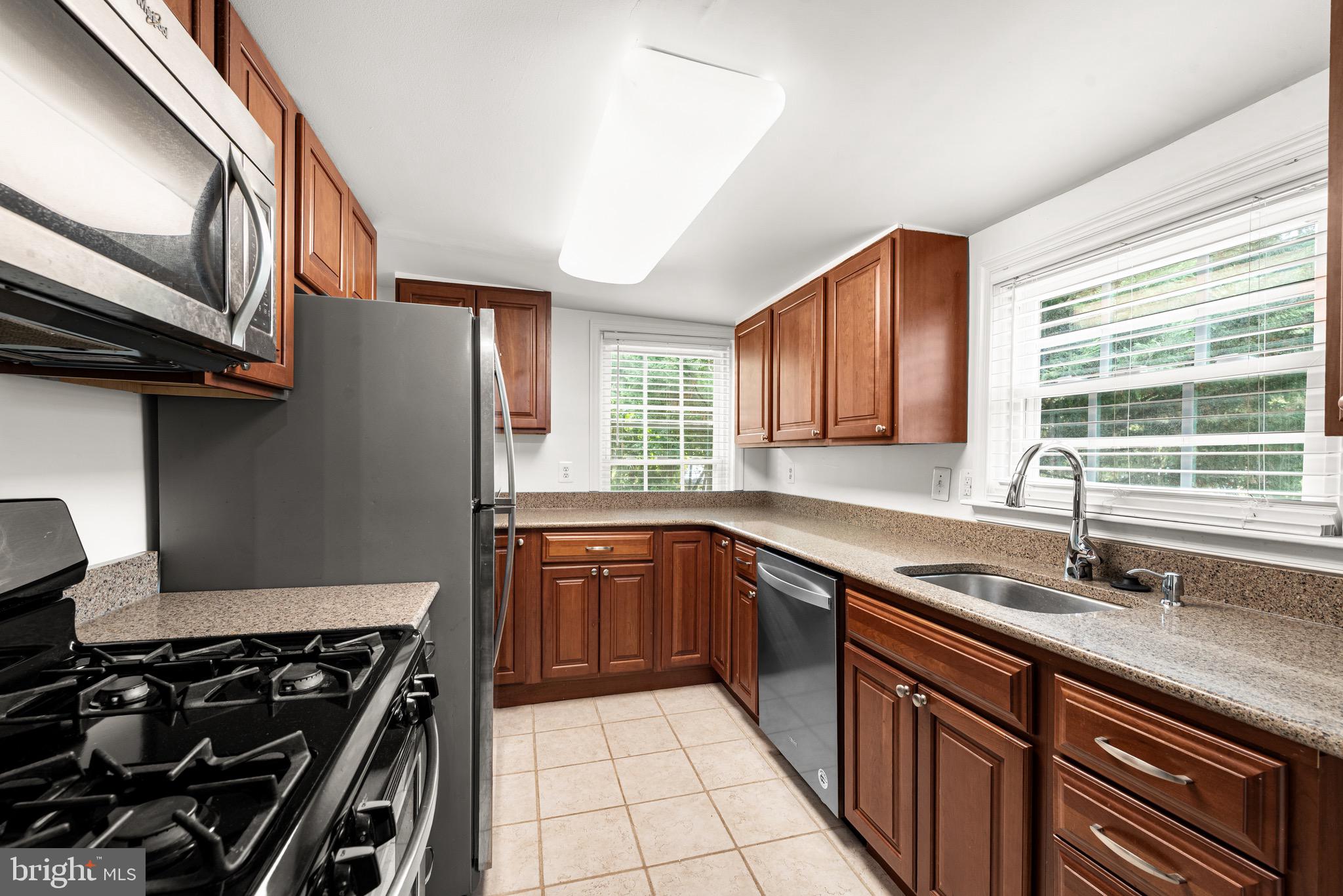 MOUNT WASHINGTON - Residential