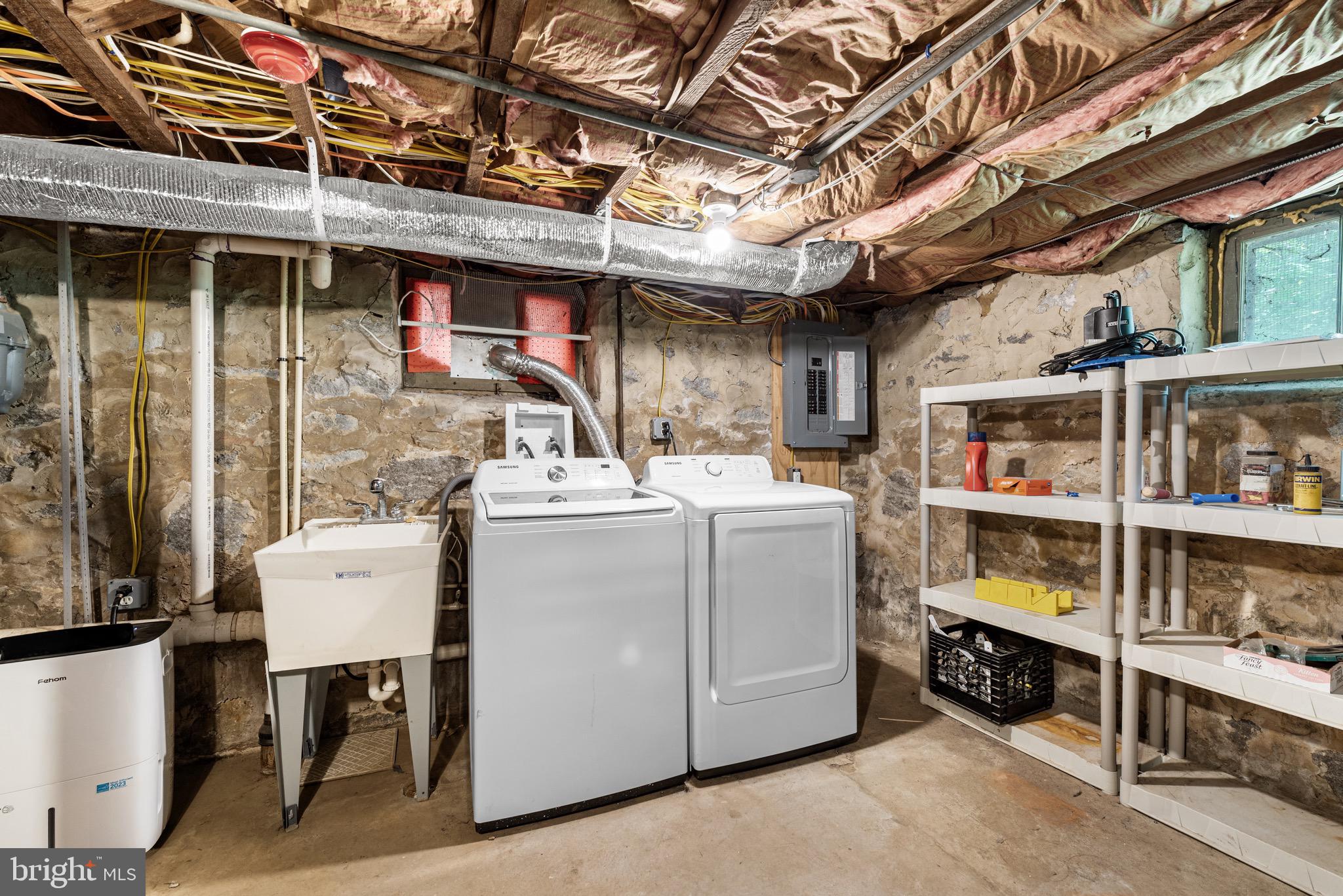 MOUNT WASHINGTON - Residential