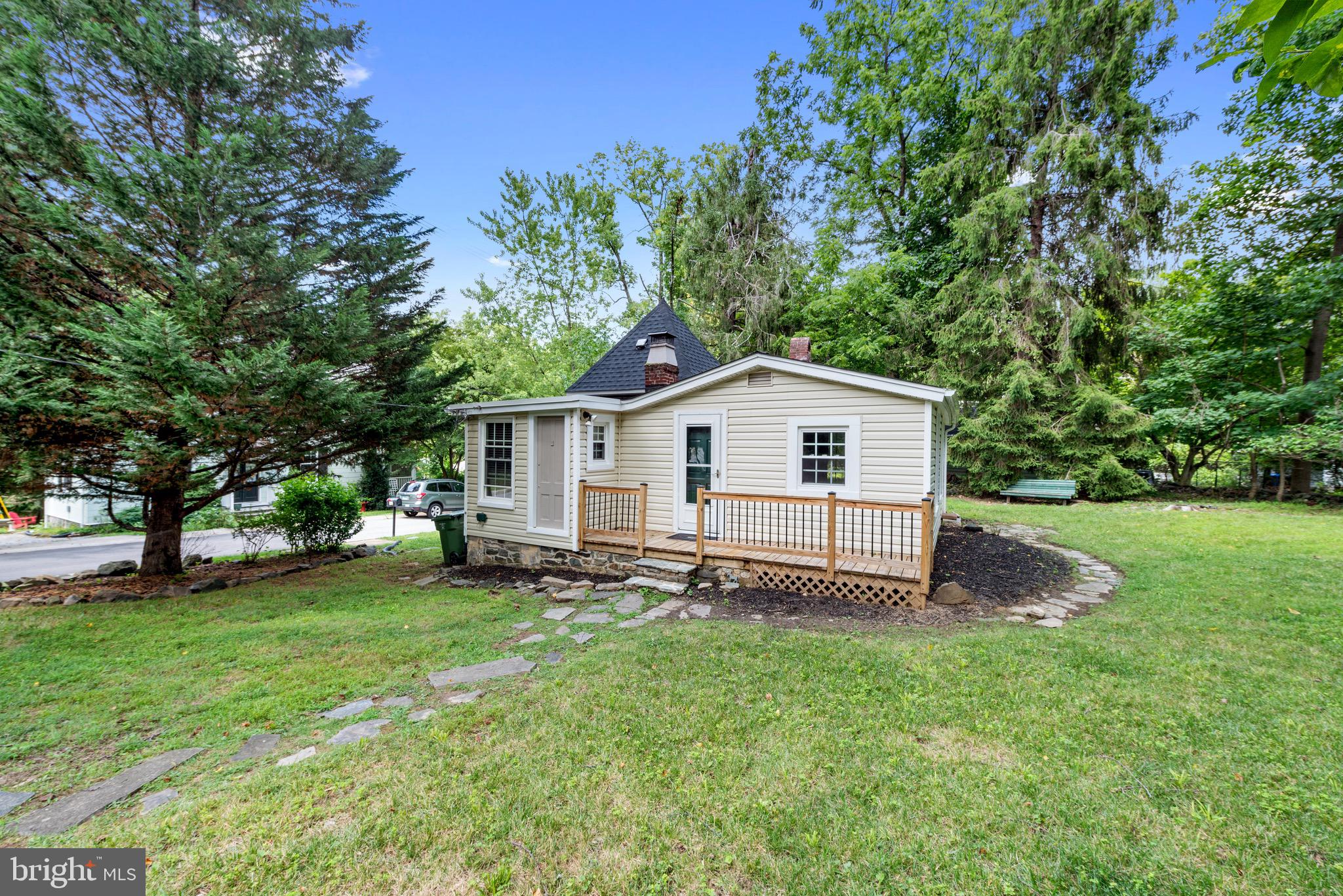 MOUNT WASHINGTON - Residential