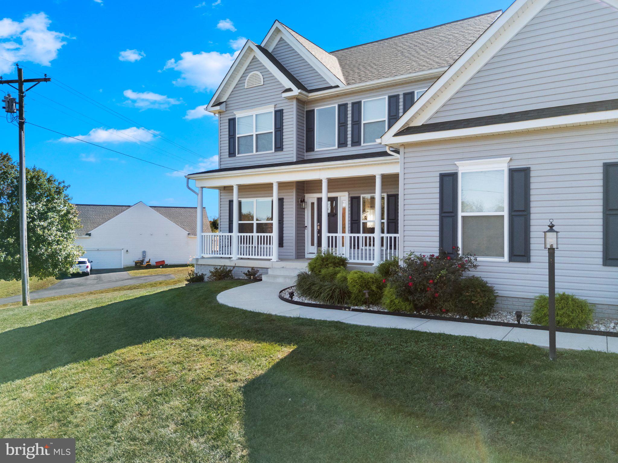 STONE RIDGE ESTATES - Residential