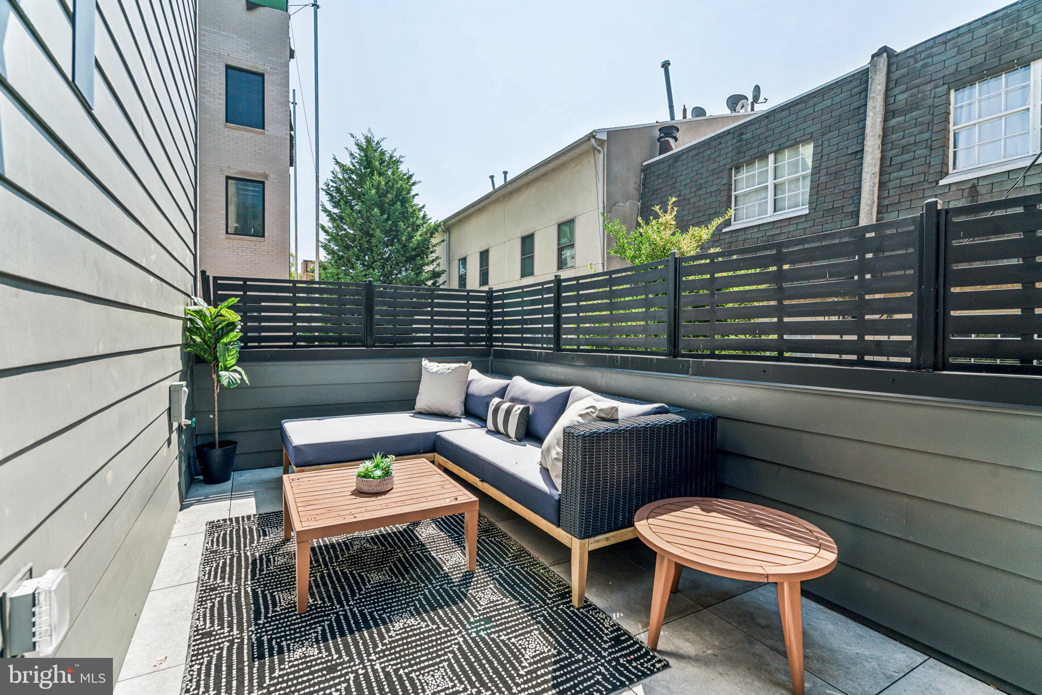 PASSYUNK SQUARE - Residential