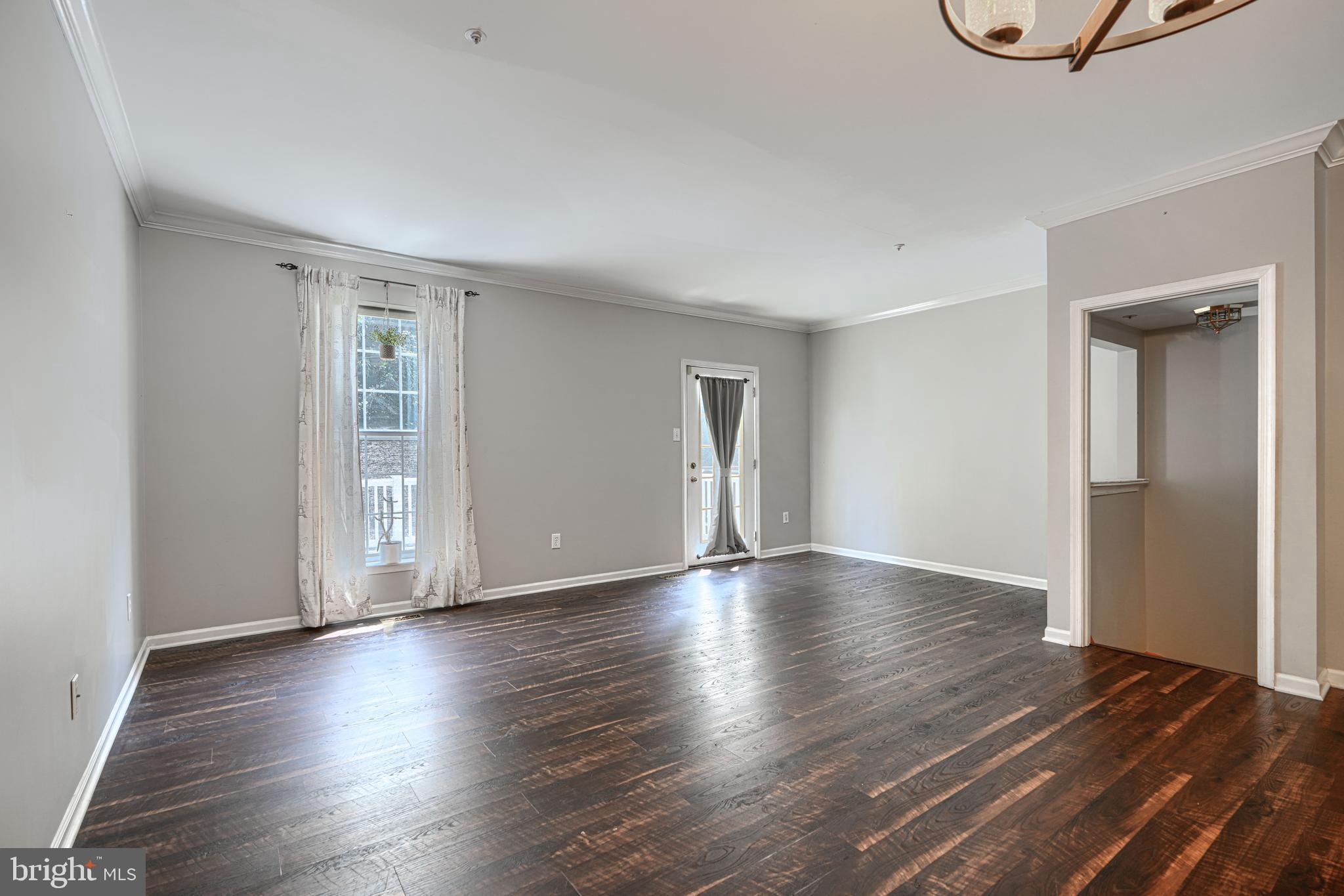 BELLE MANOR - Residential
