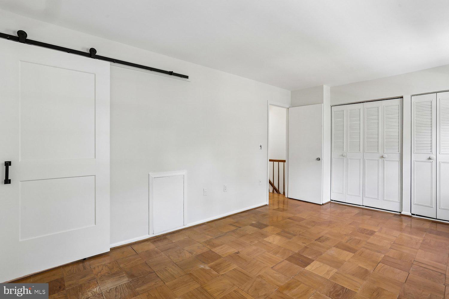REGENT SQUARE - Residential