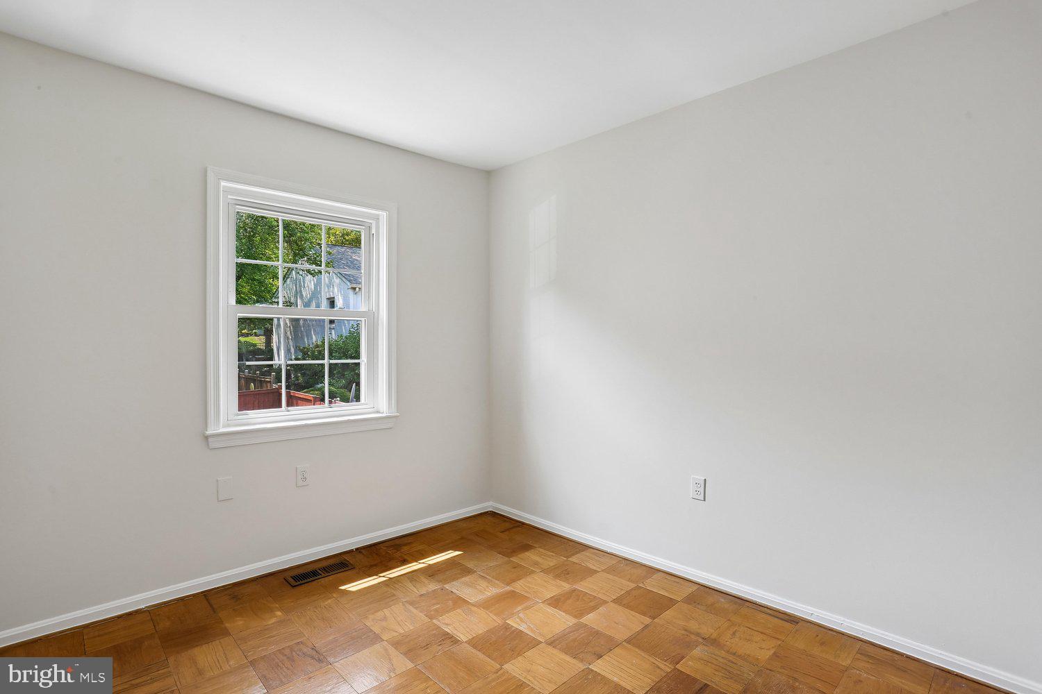 REGENT SQUARE - Residential