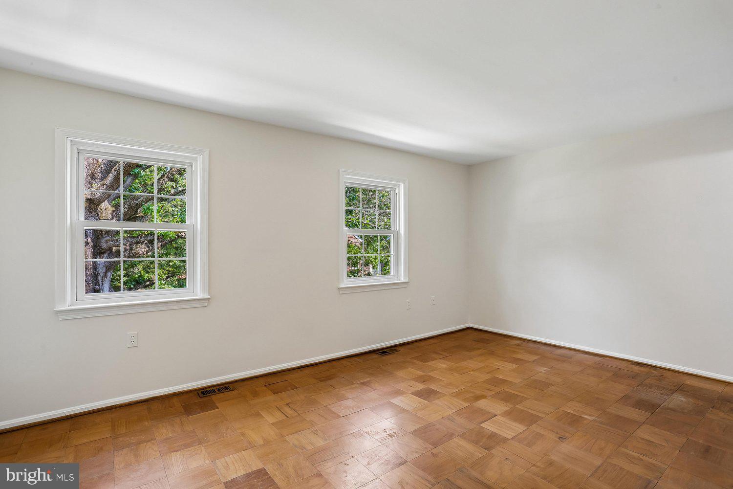 REGENT SQUARE - Residential