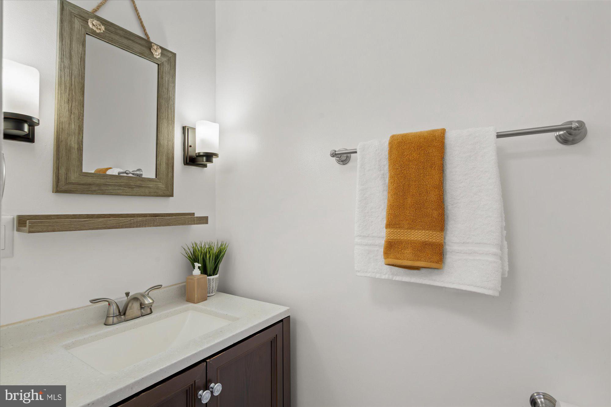 WHEATON TOWNE - Residential