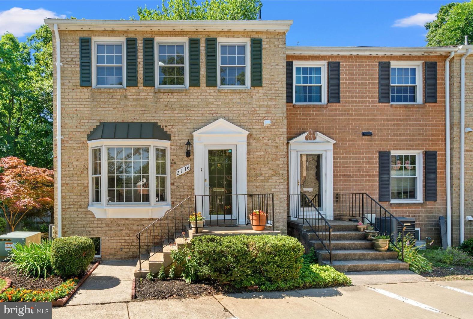 WHEATON TOWNE - Residential