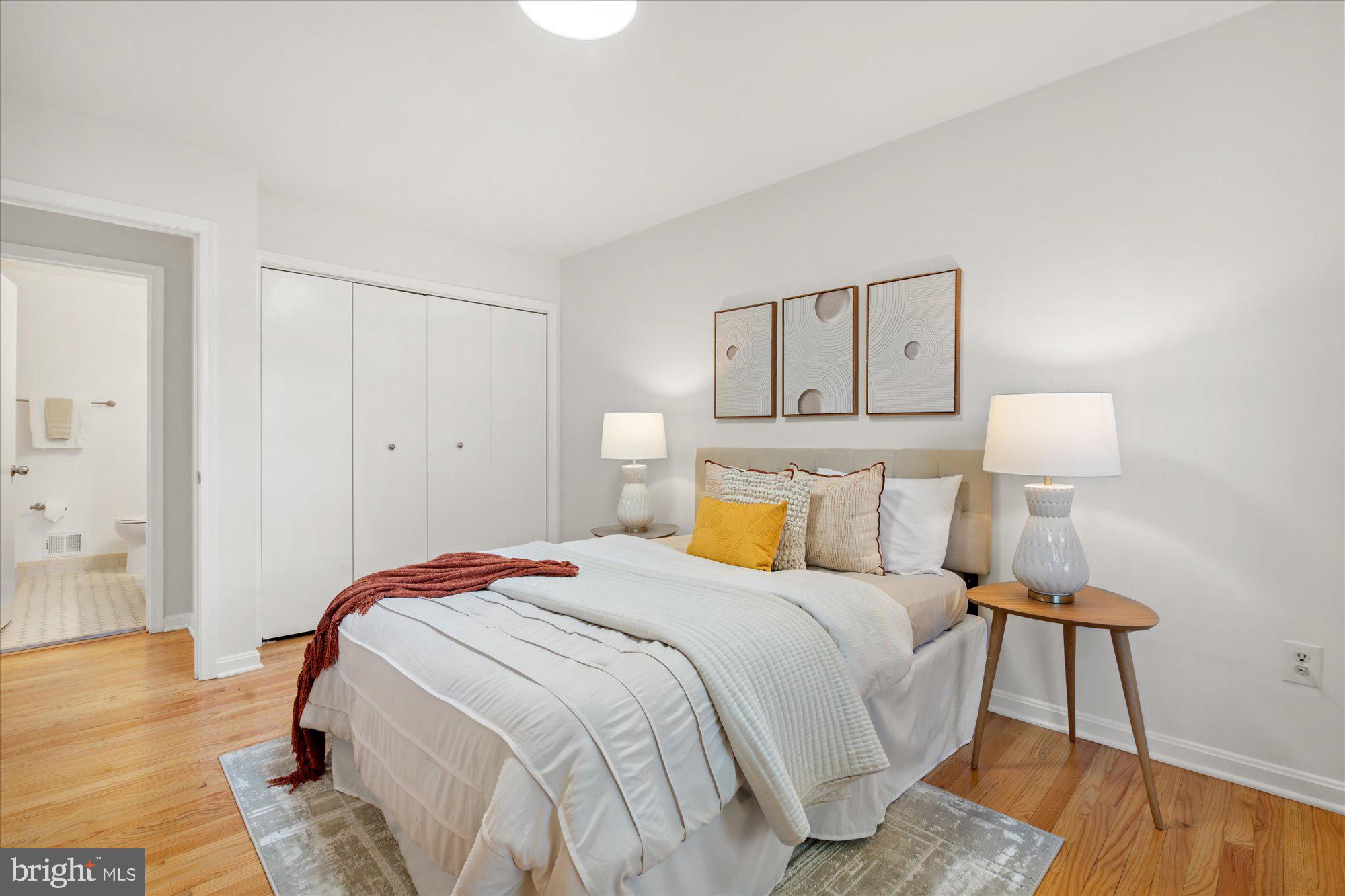 WHEATON TOWNE - Residential