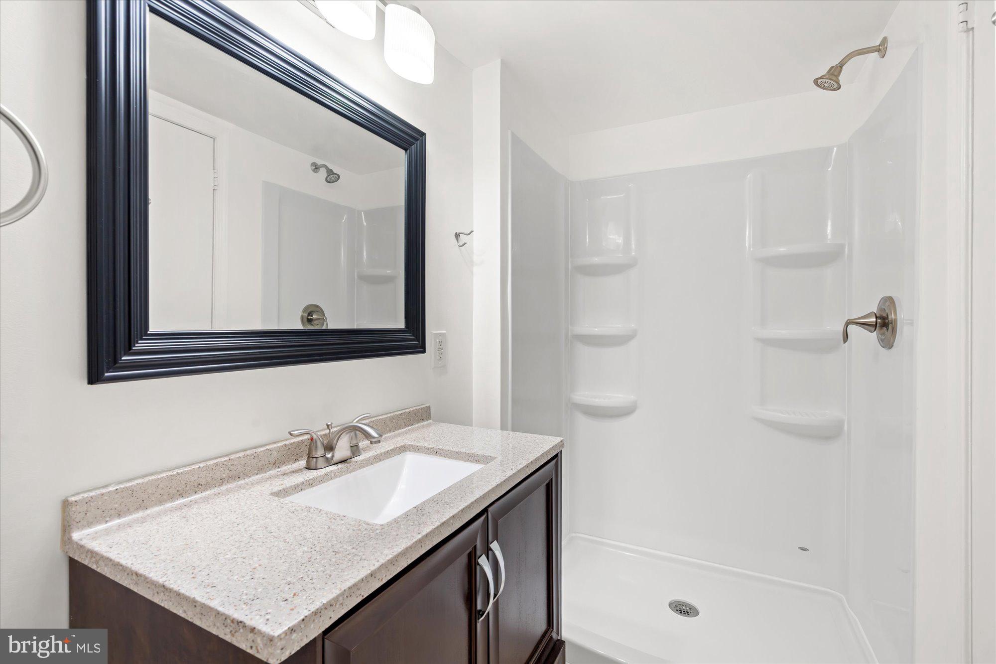 WHEATON TOWNE - Residential