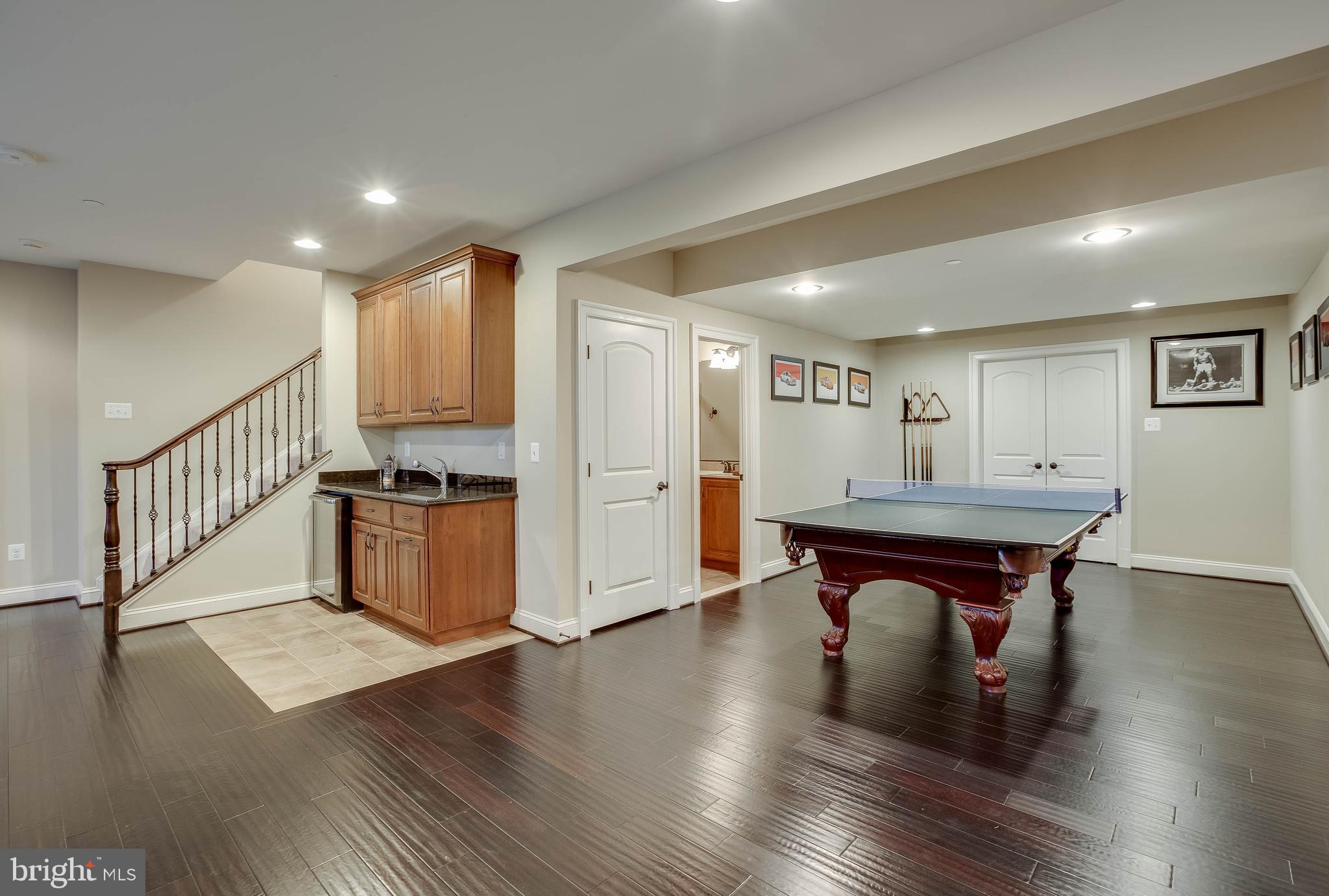 CLOVERFIELD - Residential