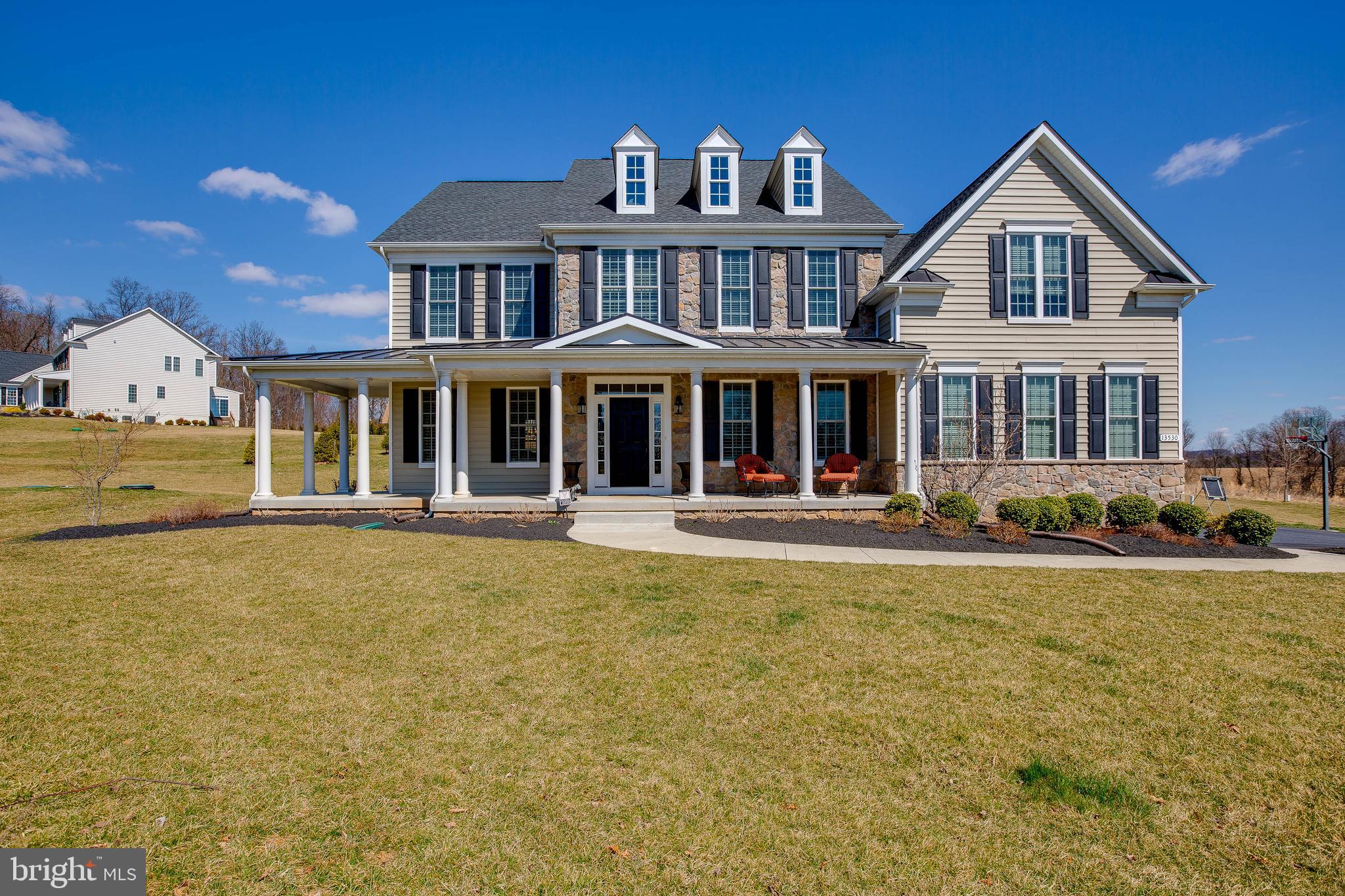 CLOVERFIELD - Residential