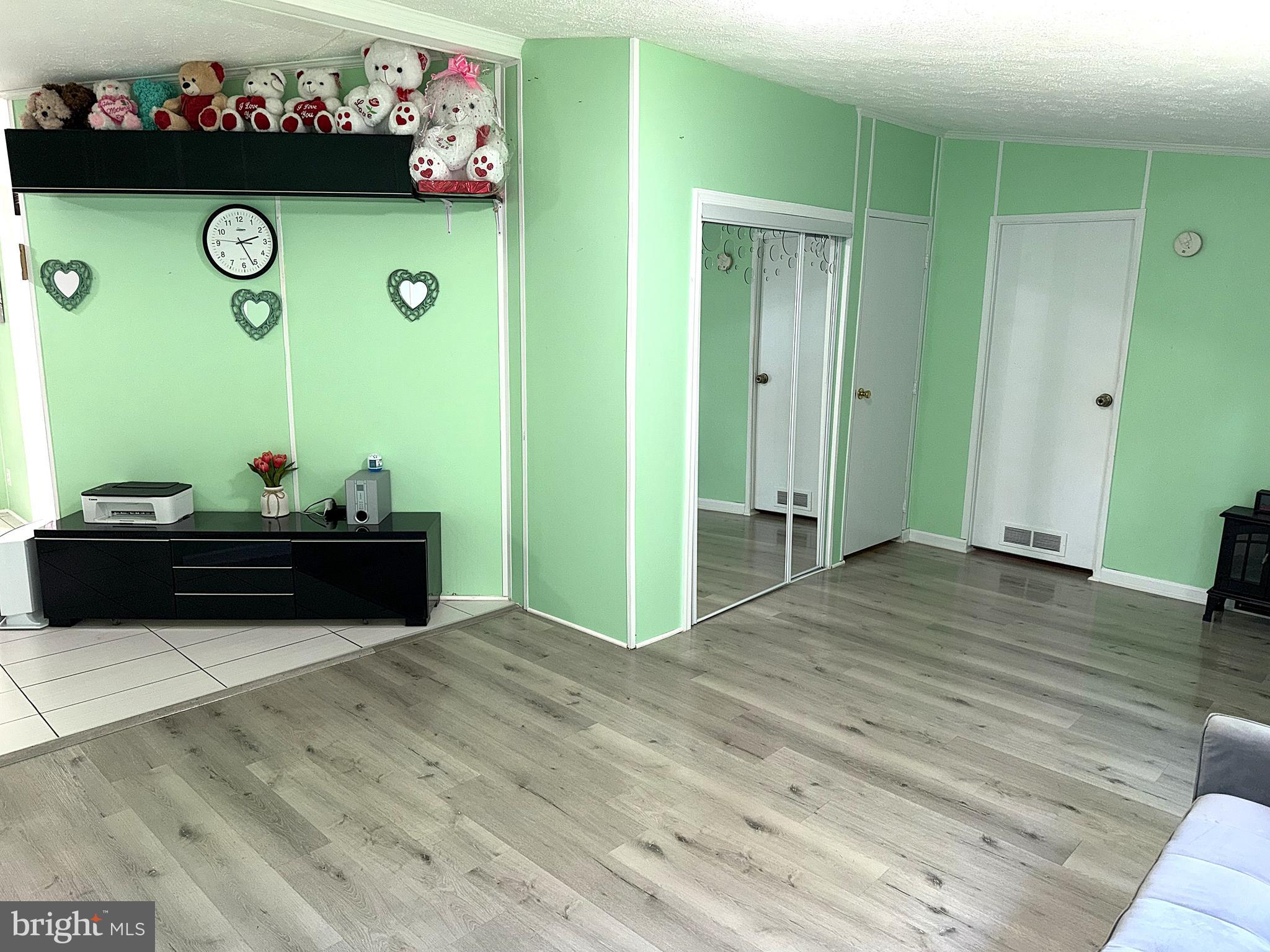 BOONES ESTATES - Residential