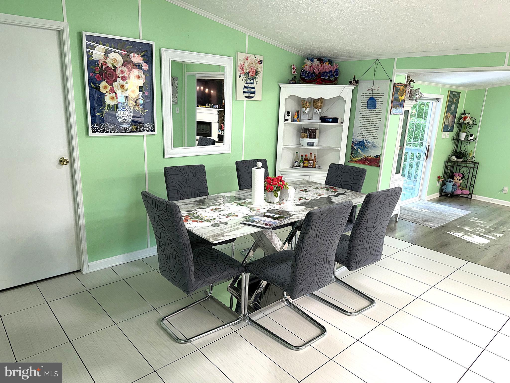 BOONES ESTATES - Residential