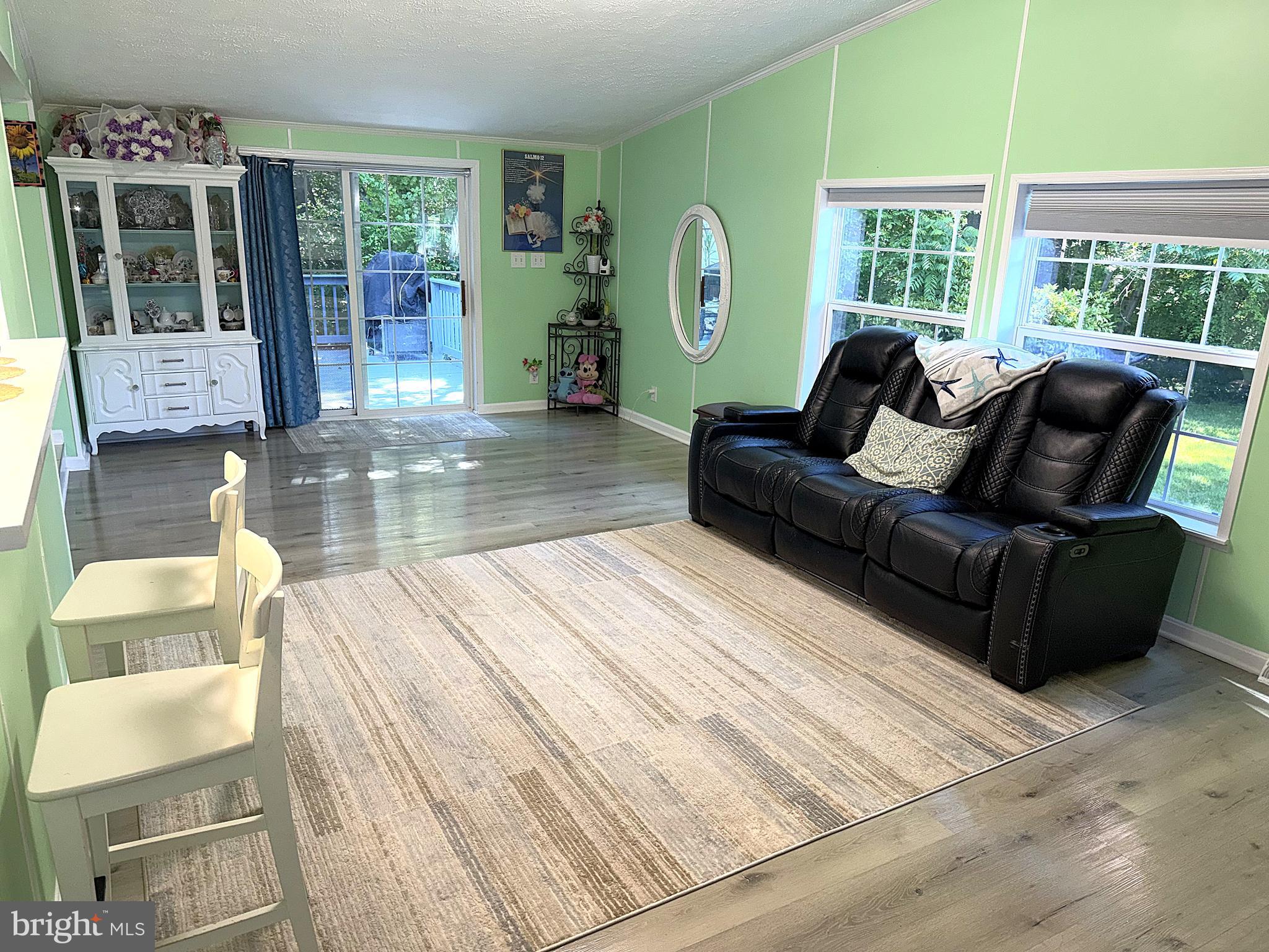 BOONES ESTATES - Residential