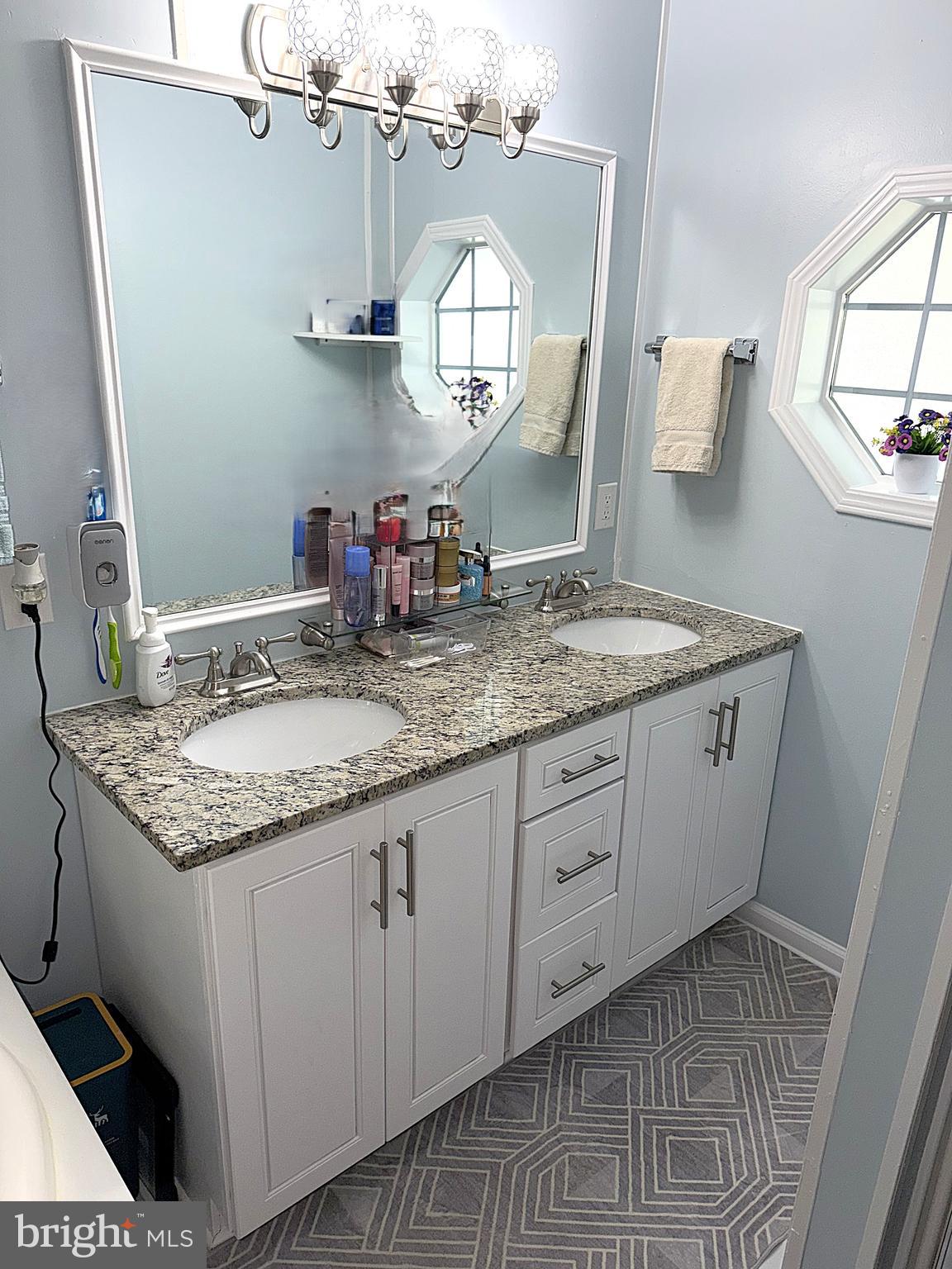 BOONES ESTATES - Residential