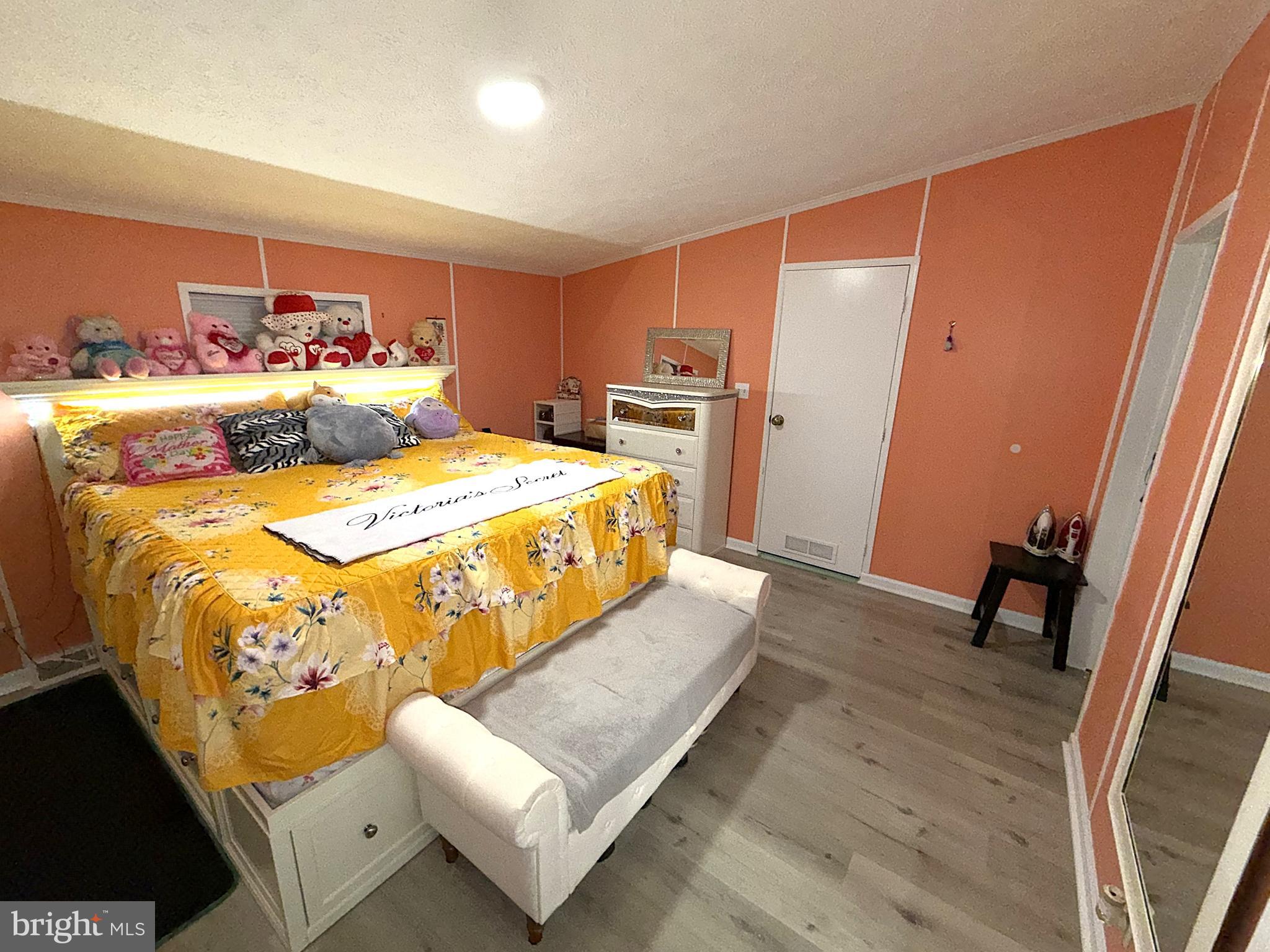 BOONES ESTATES - Residential