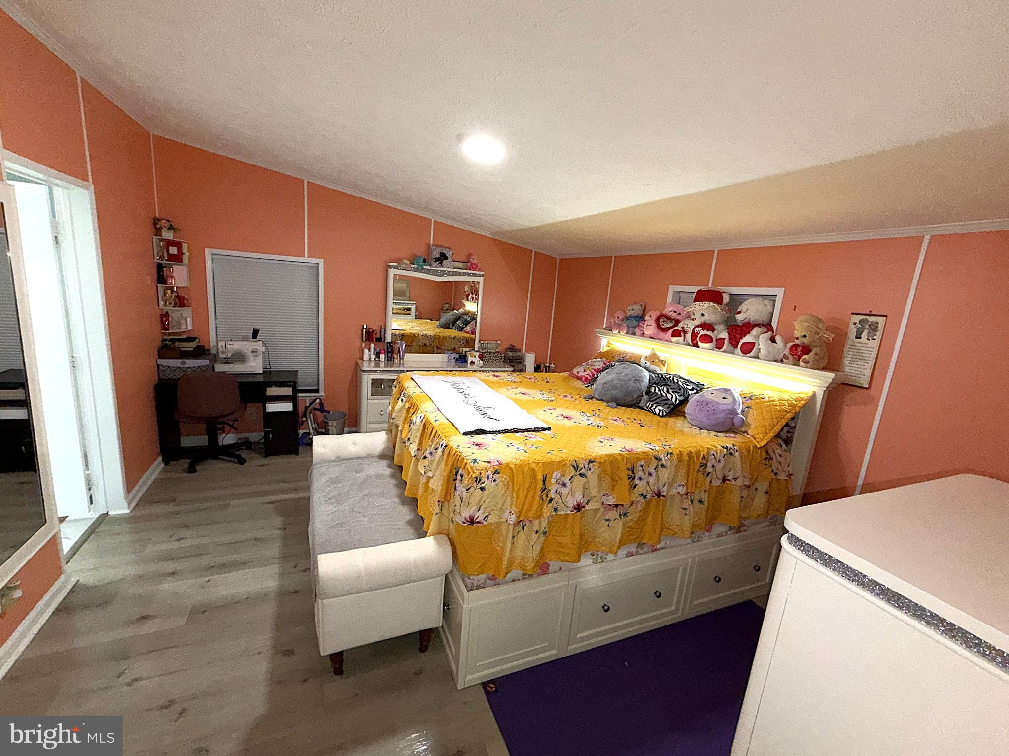 BOONES ESTATES - Residential