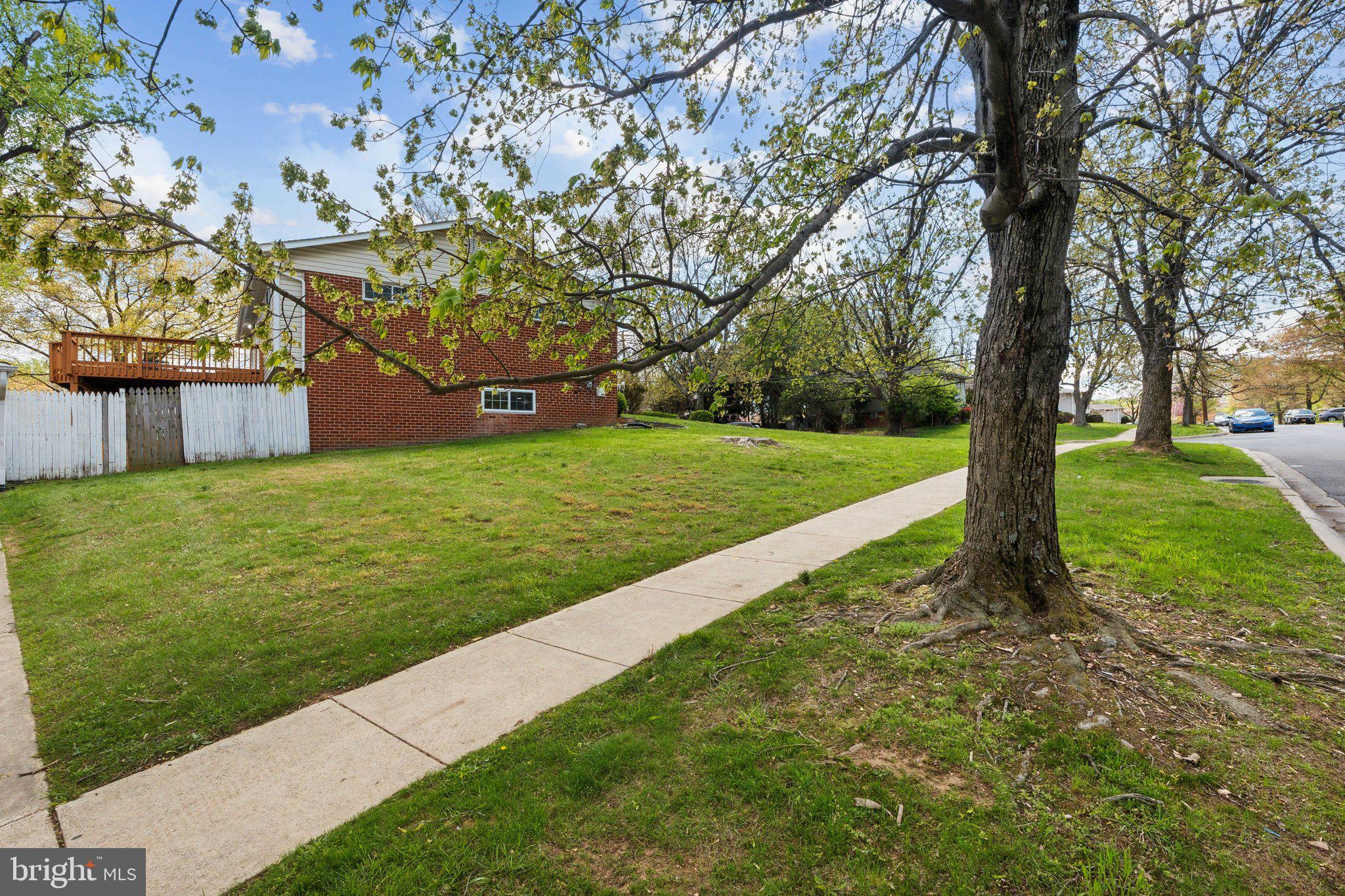 FRANKLIN KNOLLS - Residential