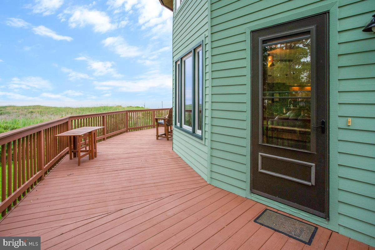COLUMBIA BEACH - Residential